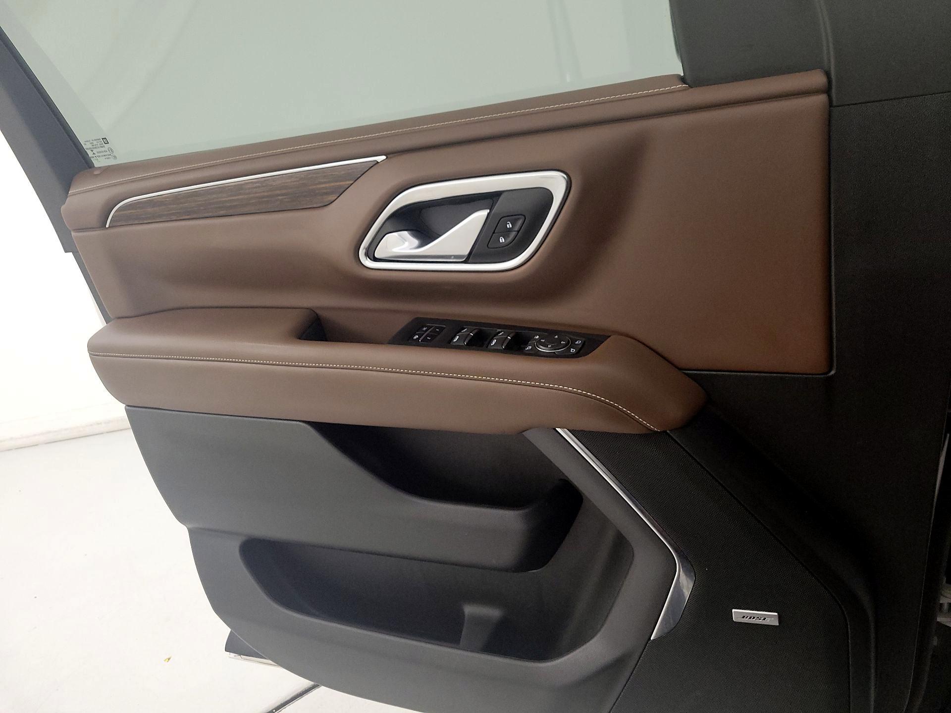Thumbnail: 2022 Chevrolet Tahoe - 12
