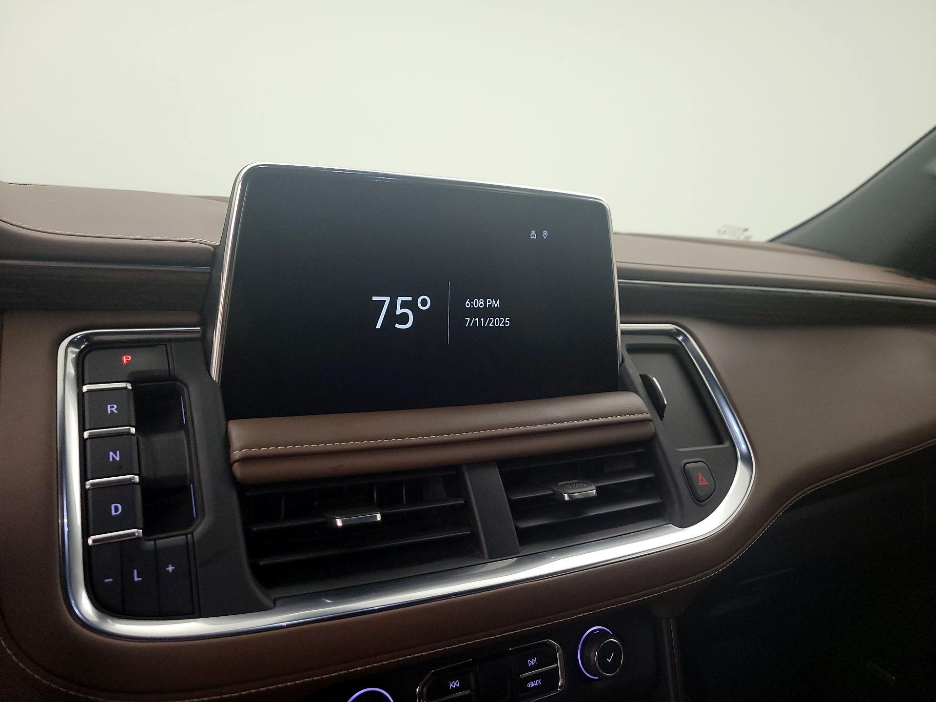 Thumbnail: 2022 Chevrolet Tahoe - 15