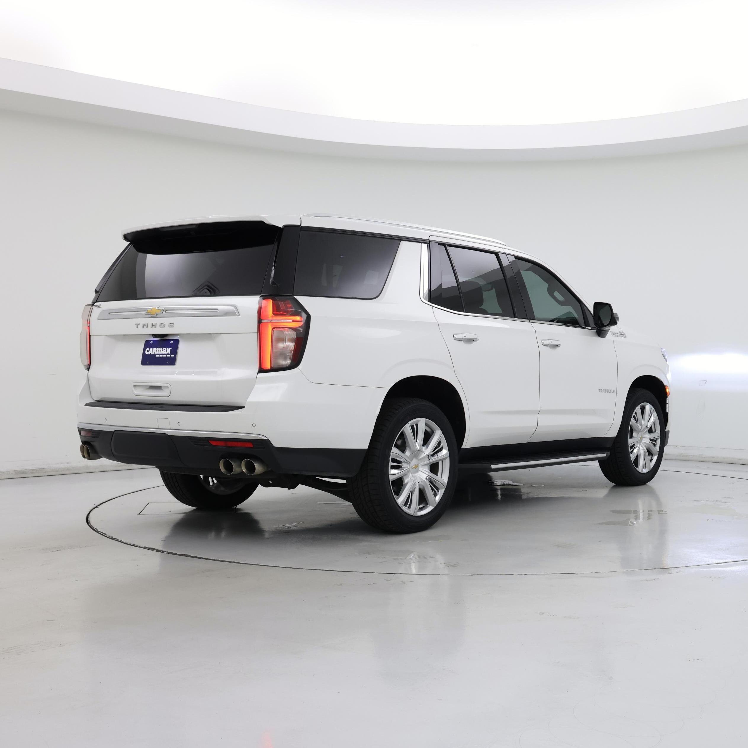 Thumbnail: 2022 Chevrolet Tahoe - 8