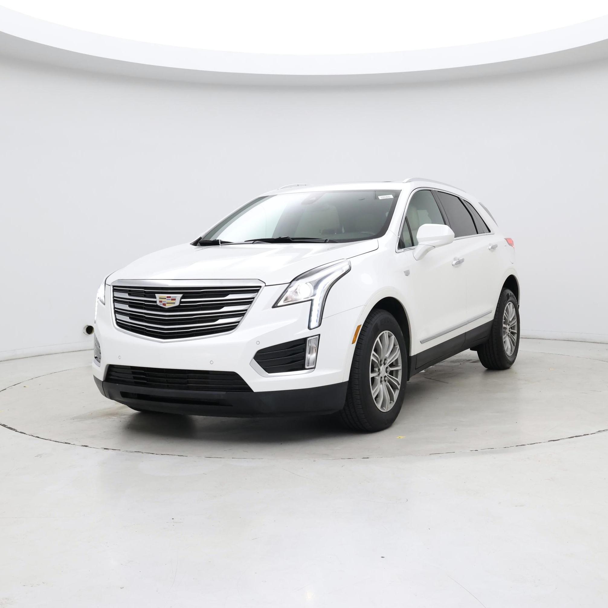 Thumbnail: 2017 Cadillac XT5 - 4