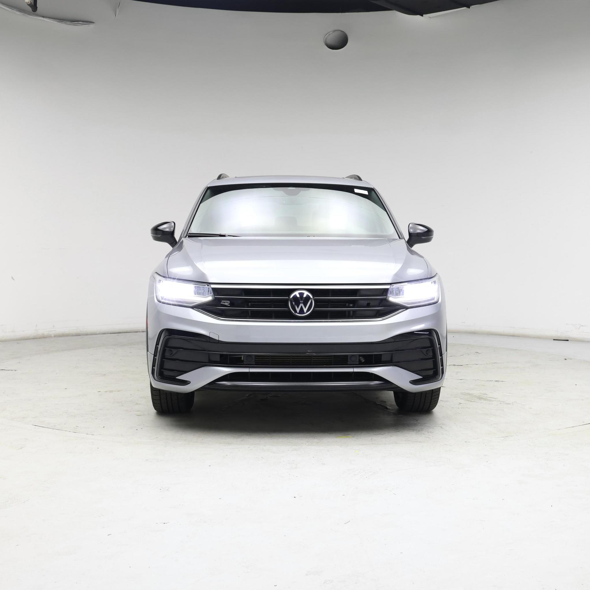 Thumbnail: 2022 Volkswagen Tiguan - 5