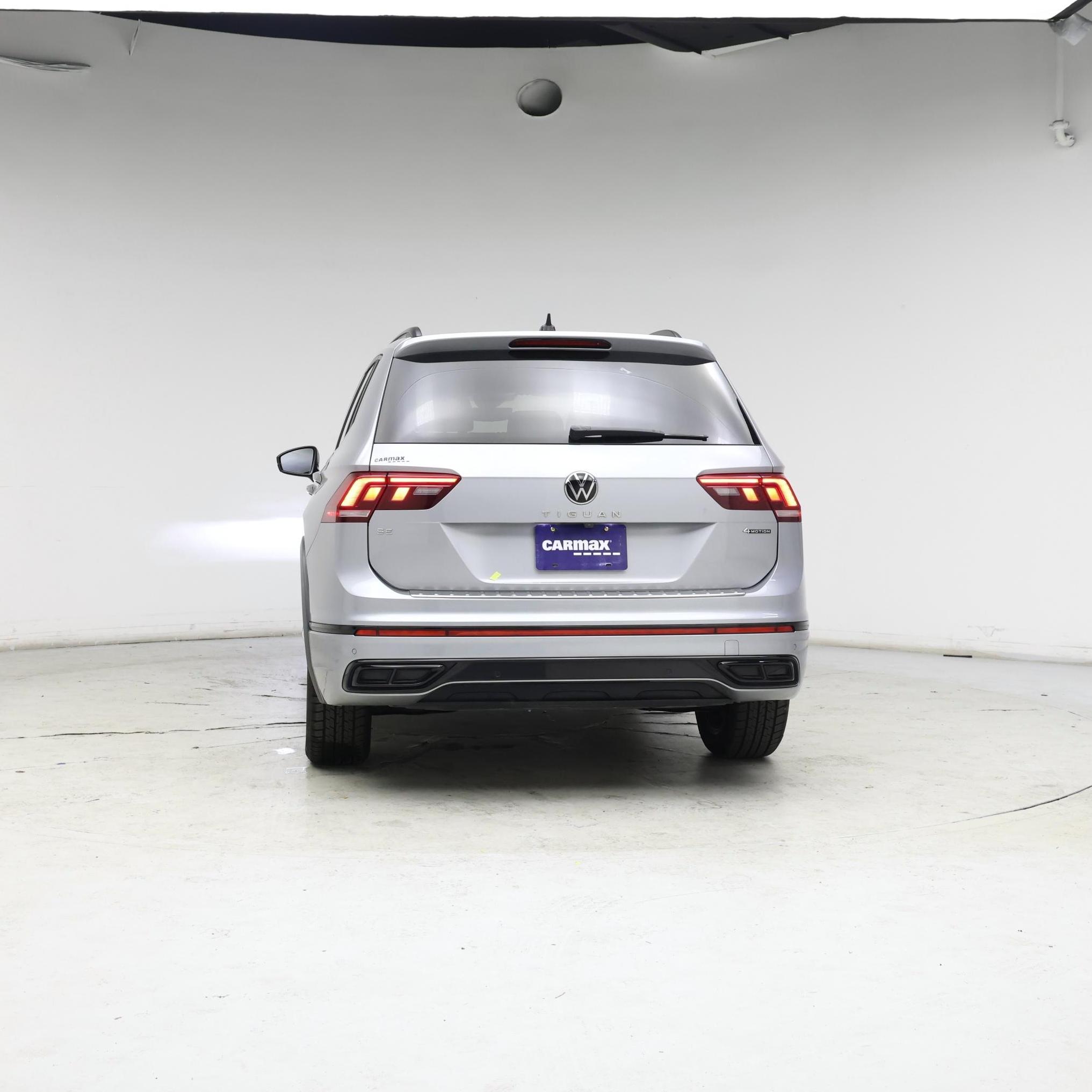 Thumbnail: 2022 Volkswagen Tiguan - 6