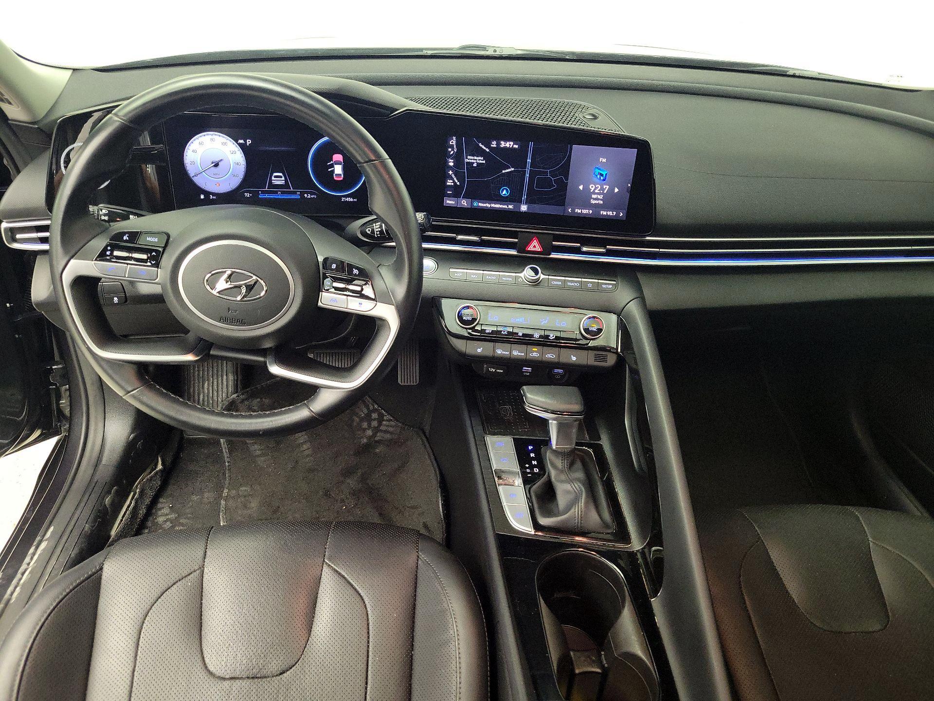 Thumbnail: 2023 Hyundai Elantra - 9