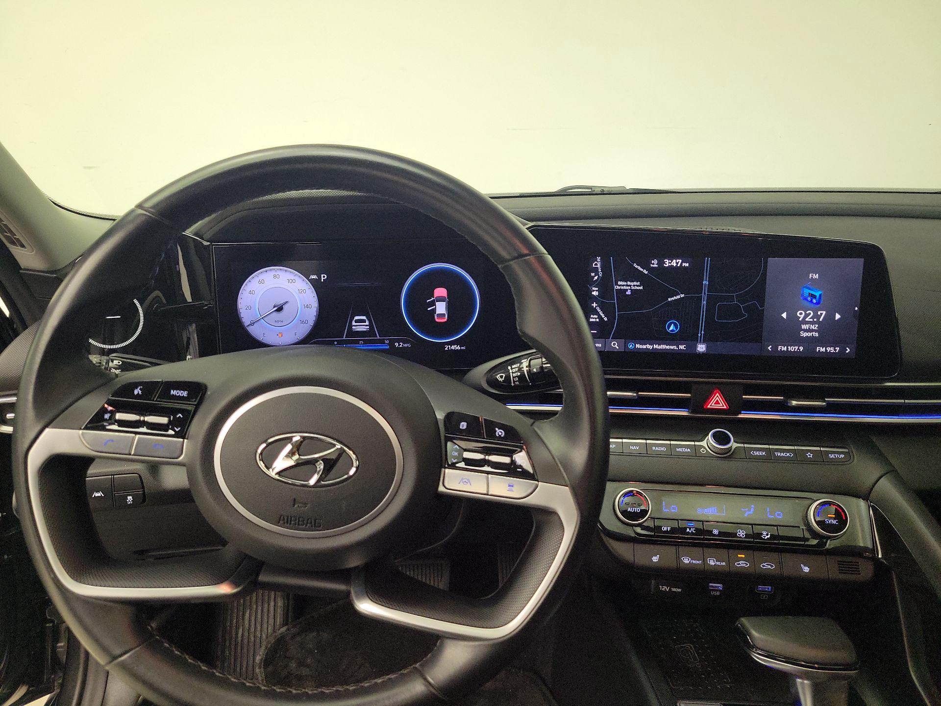 Thumbnail: 2023 Hyundai Elantra - 10
