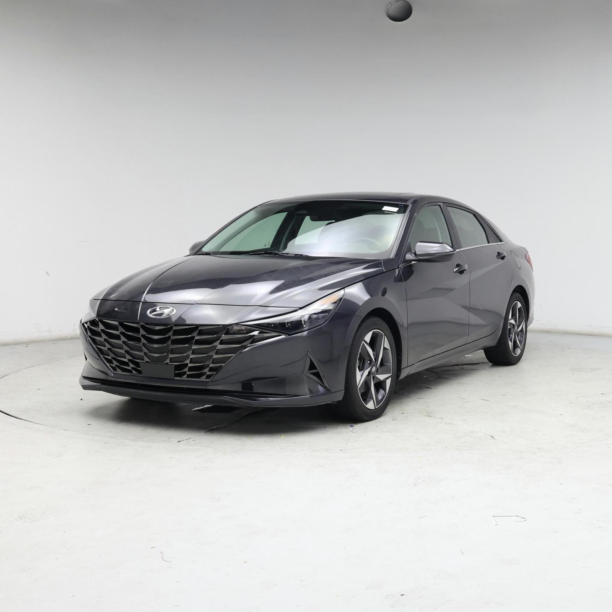 Thumbnail: 2023 Hyundai Elantra - 4