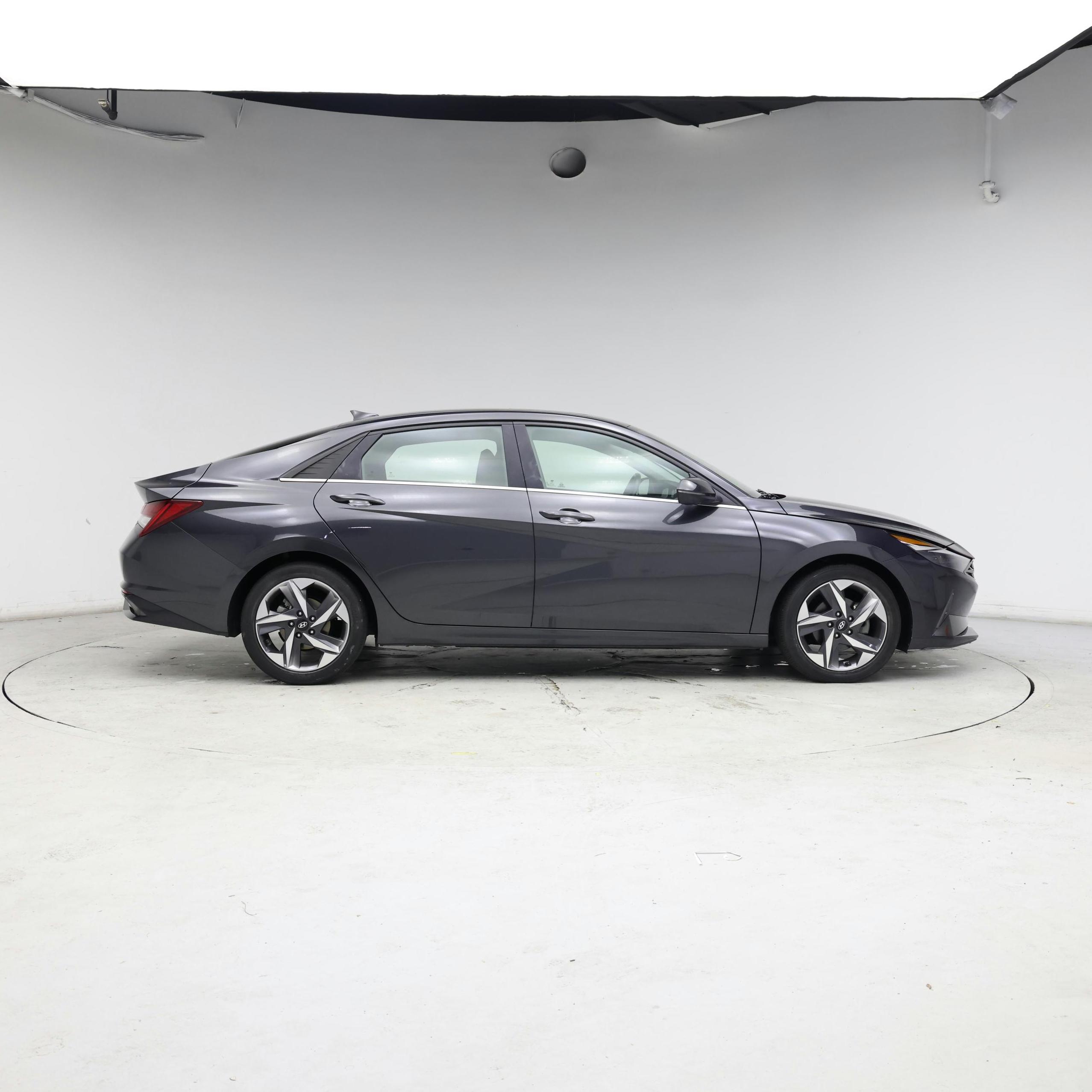 Thumbnail: 2023 Hyundai Elantra - 7