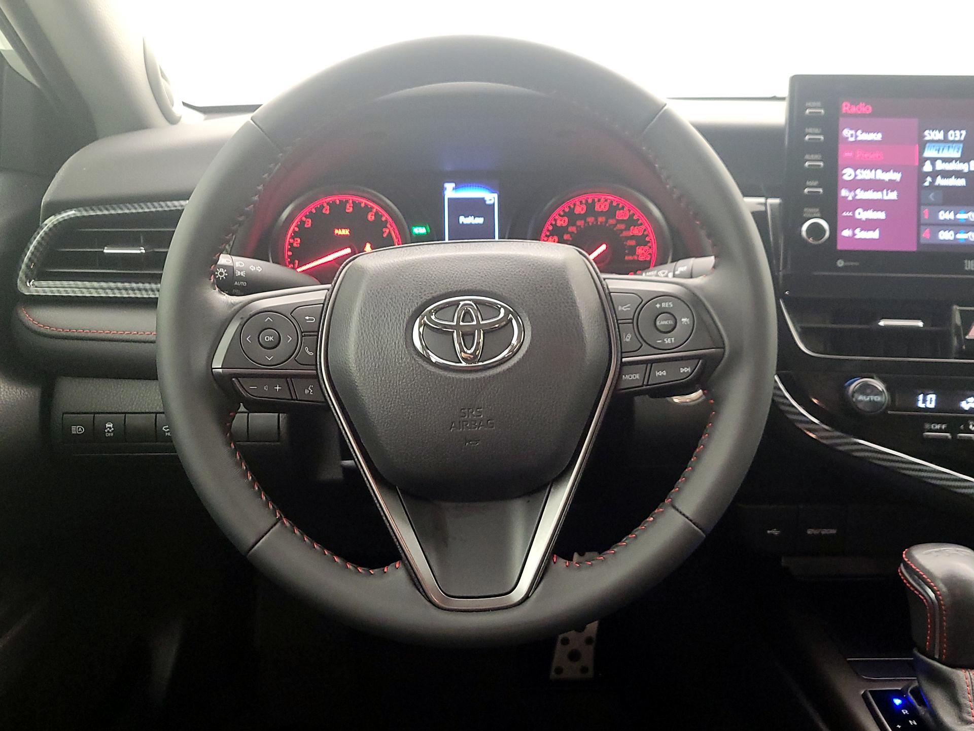 Thumbnail: 2021 Toyota Camry - 10