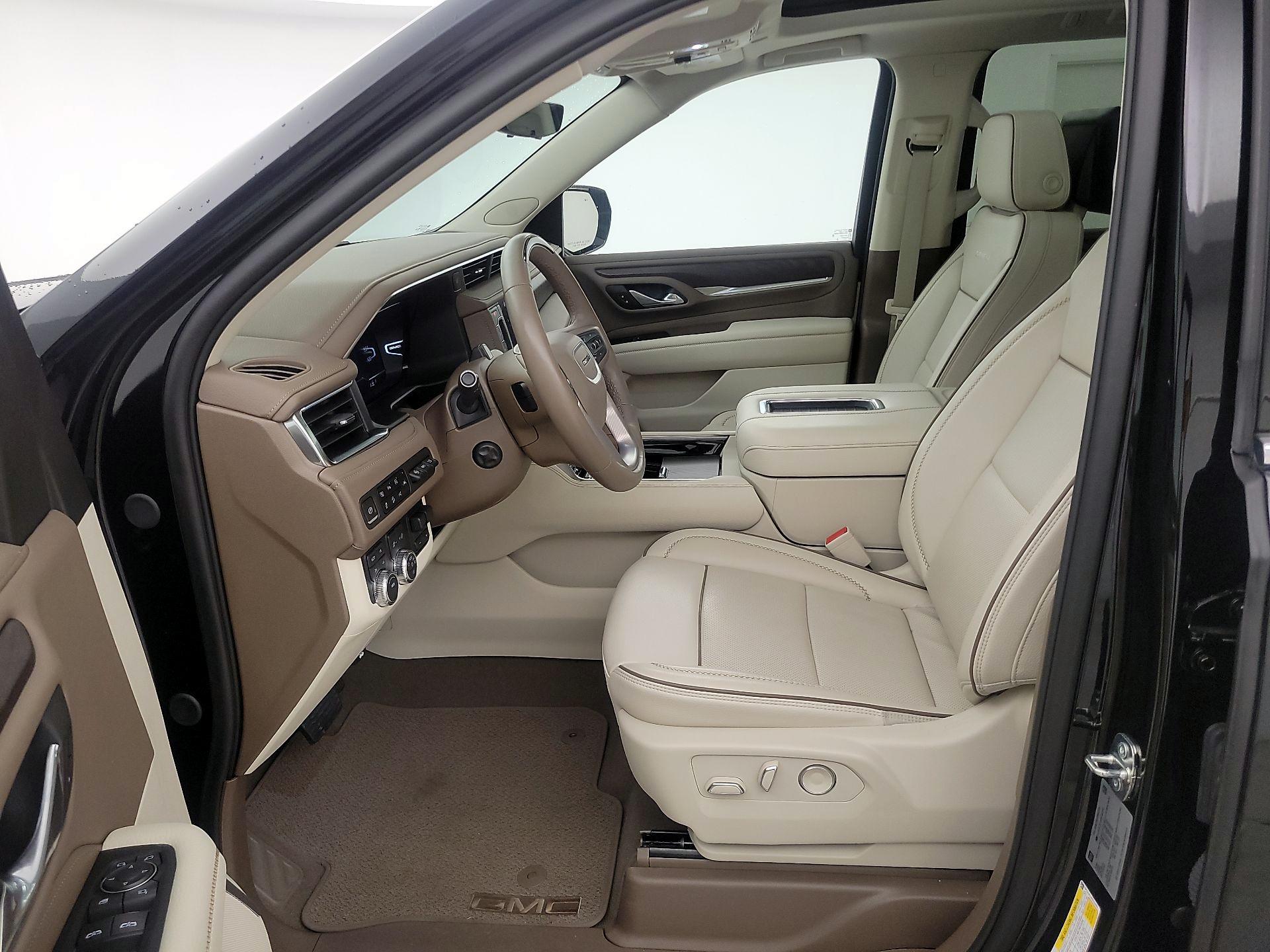 Thumbnail: 2024 GMC Yukon XL - 11