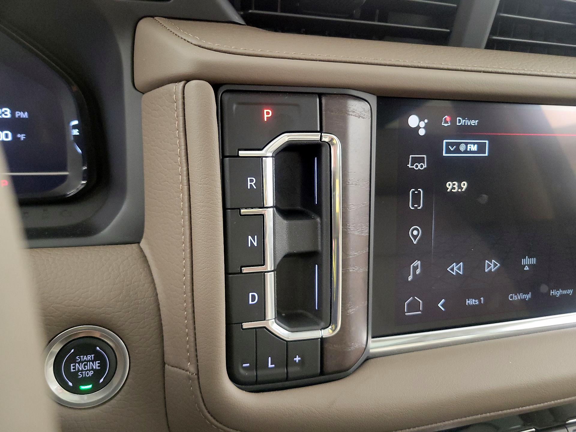 Thumbnail: 2024 GMC Yukon XL - 18