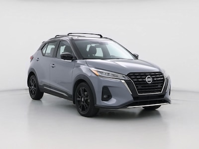 Gray 2021 Nissan Kicks SR
