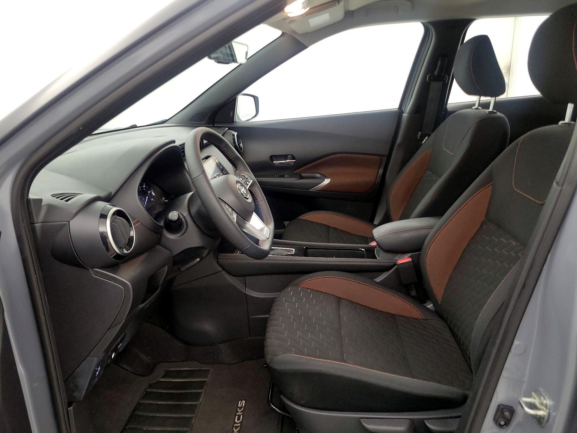 Thumbnail: 2021 Nissan Kicks - 11