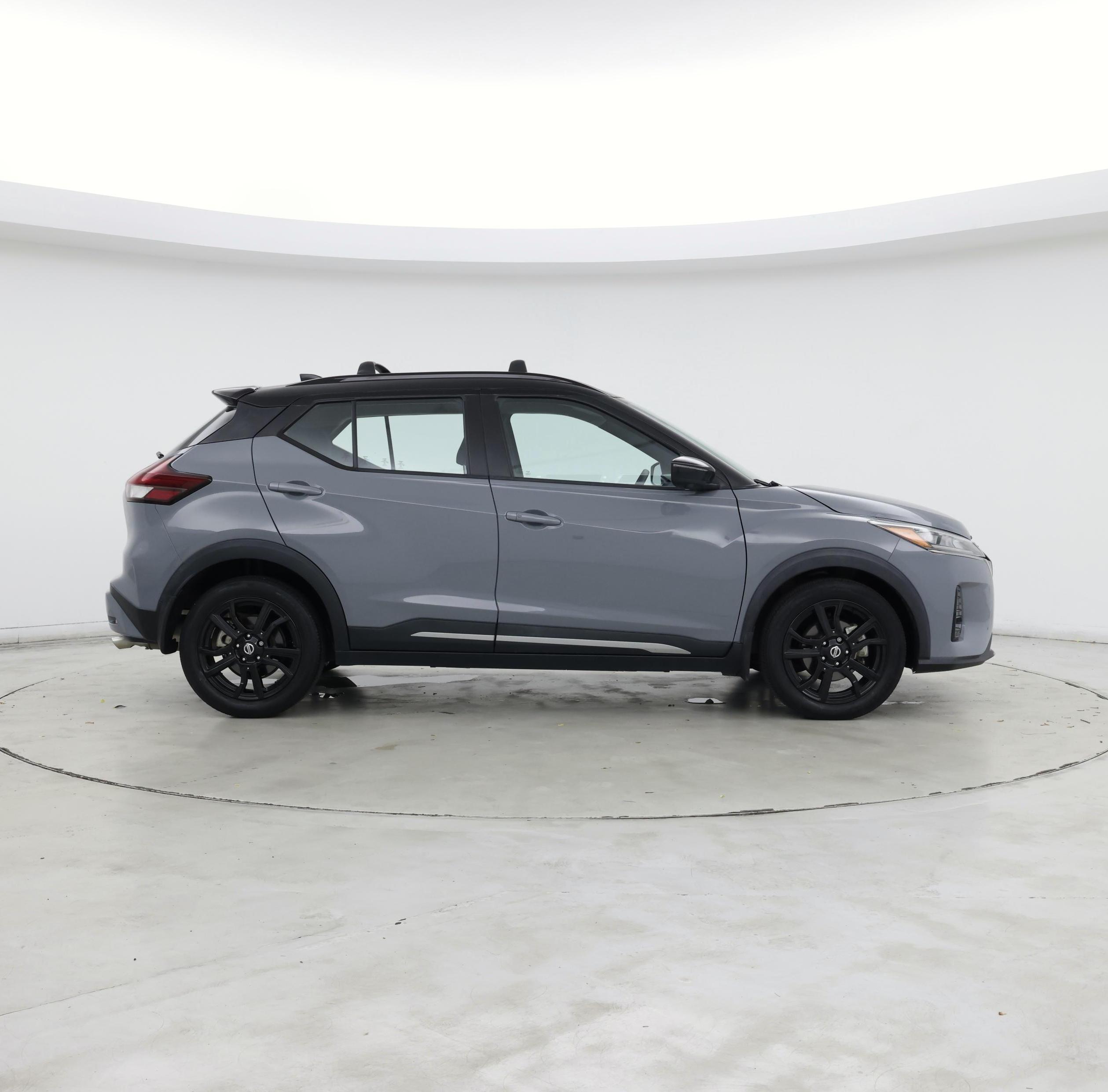 Thumbnail: 2021 Nissan Kicks - 7