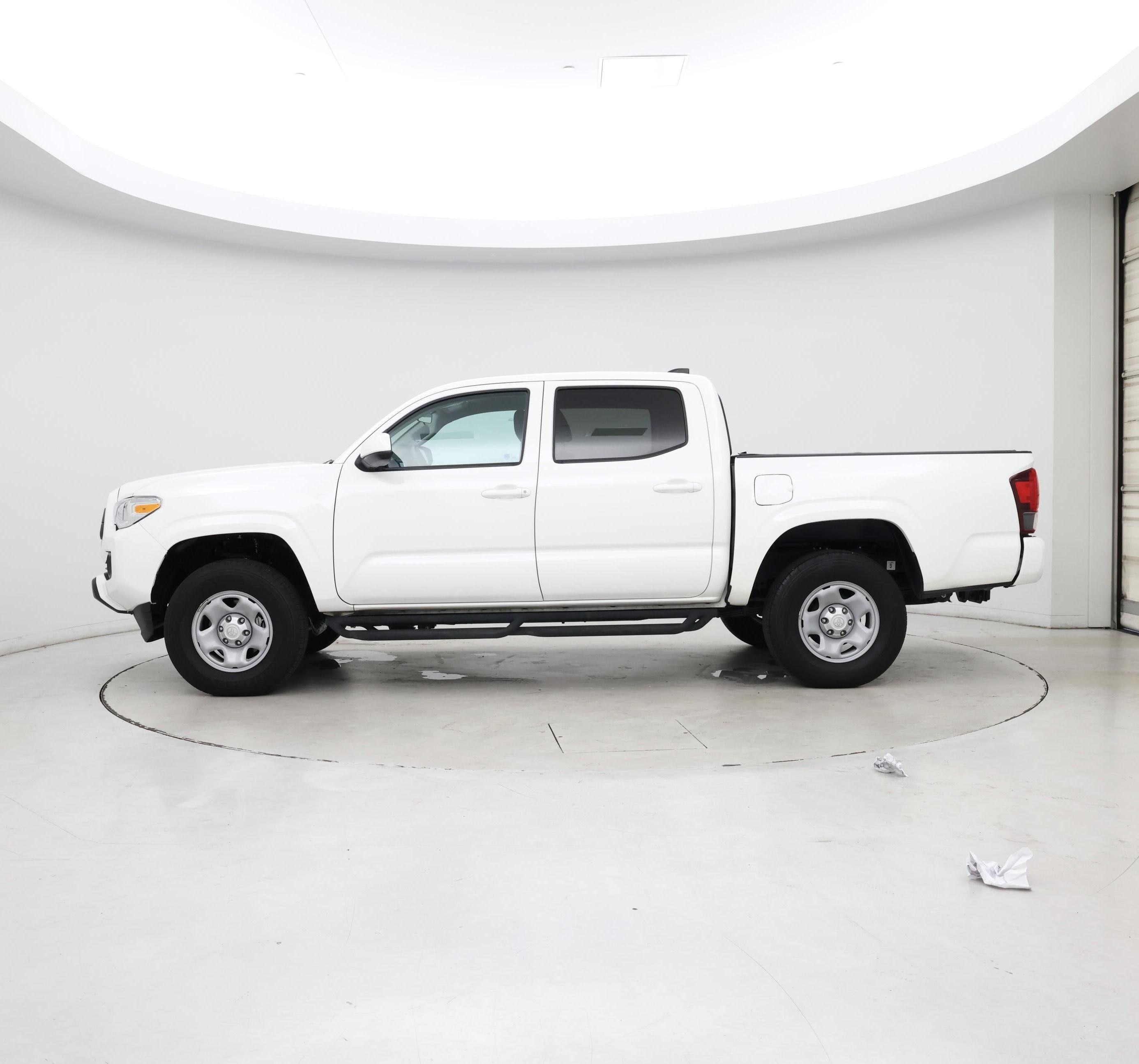 Thumbnail: 2023 Toyota Tacoma - 3