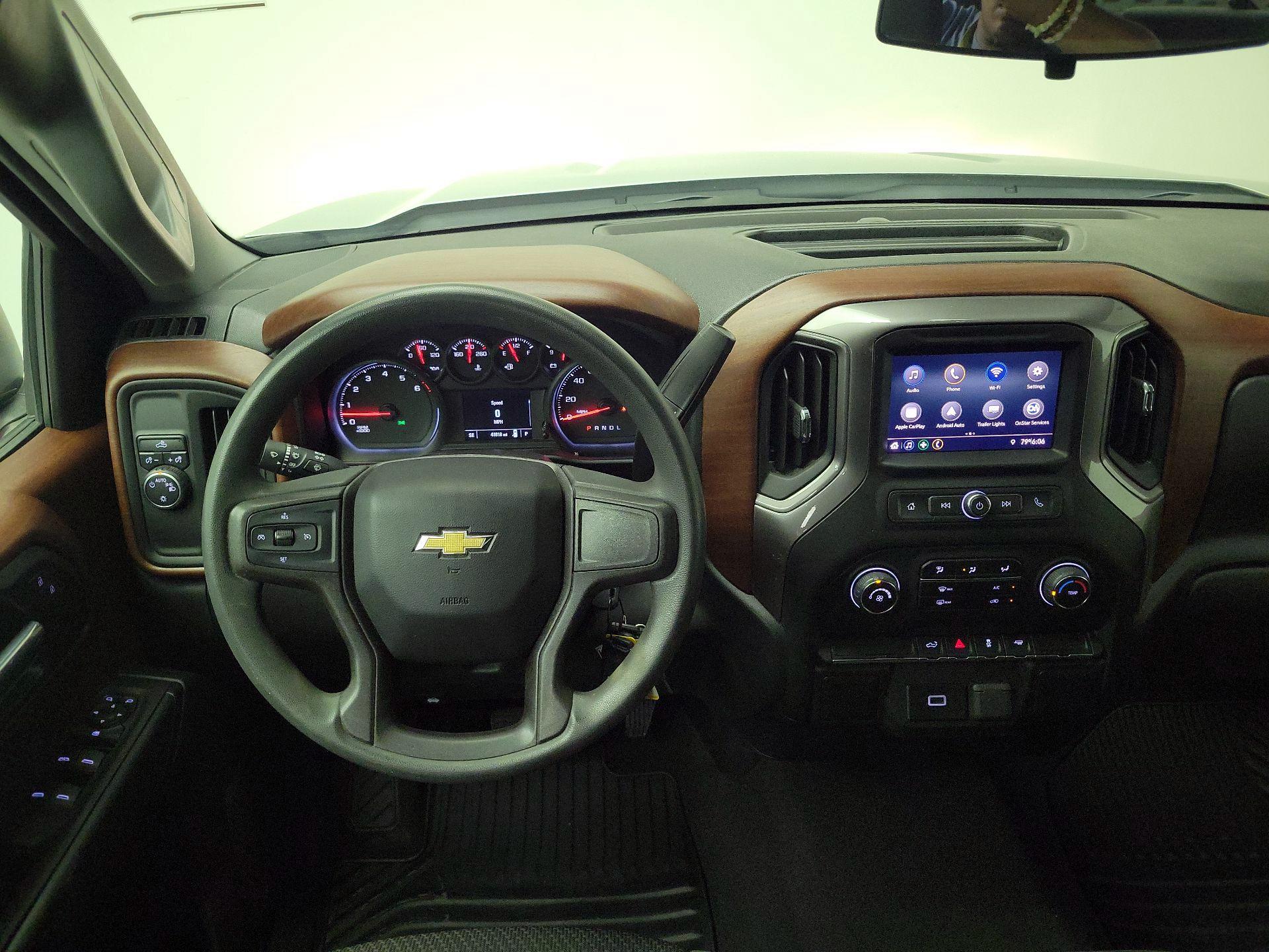 Thumbnail: 2020 Chevrolet Silverado 1500 - 10