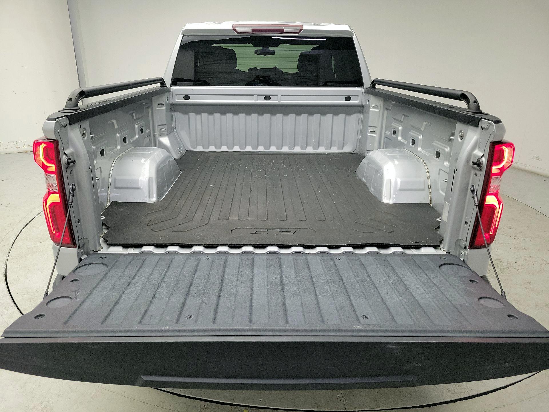 Thumbnail: 2020 Chevrolet Silverado 1500 - 20