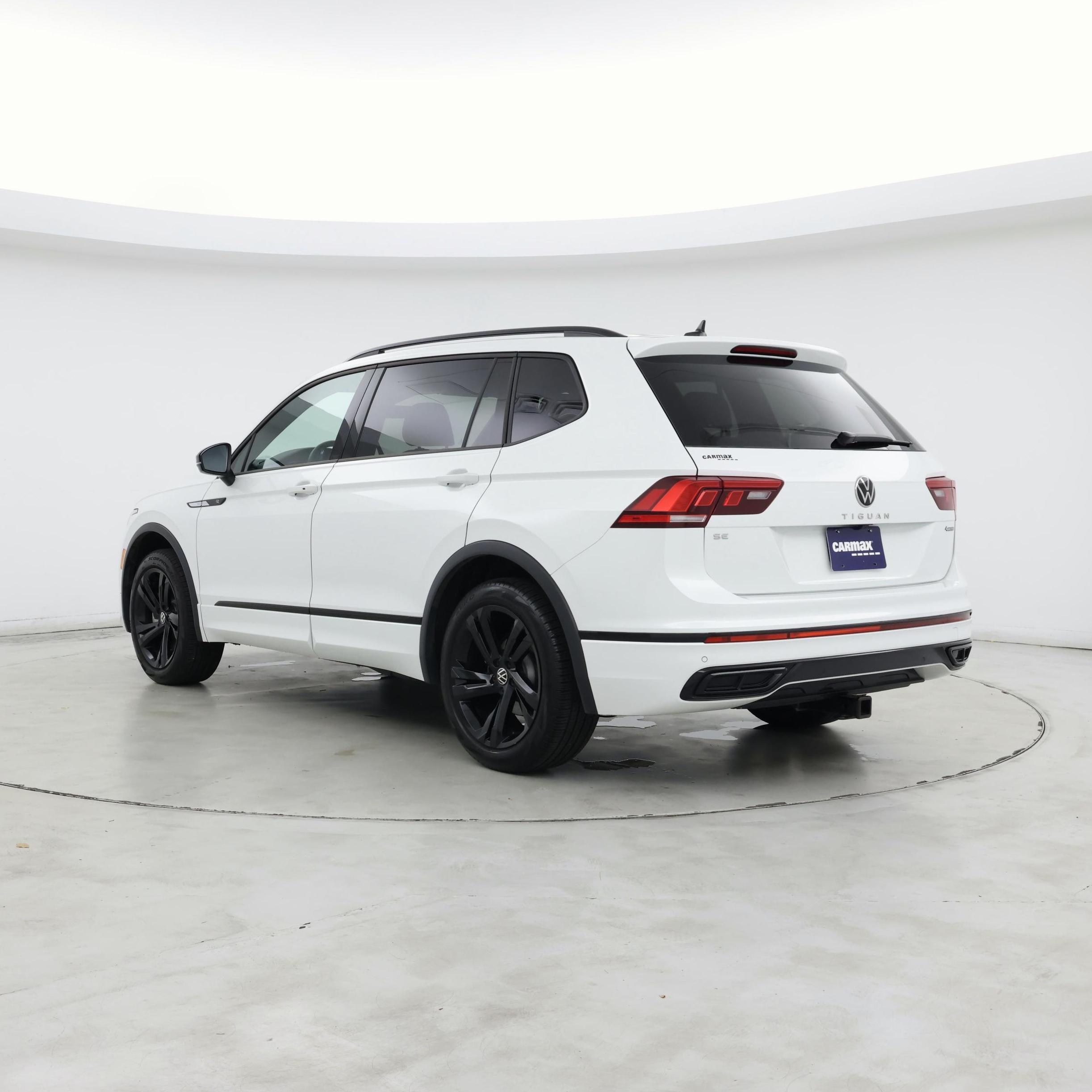 Thumbnail: 2024 Volkswagen Tiguan - 2