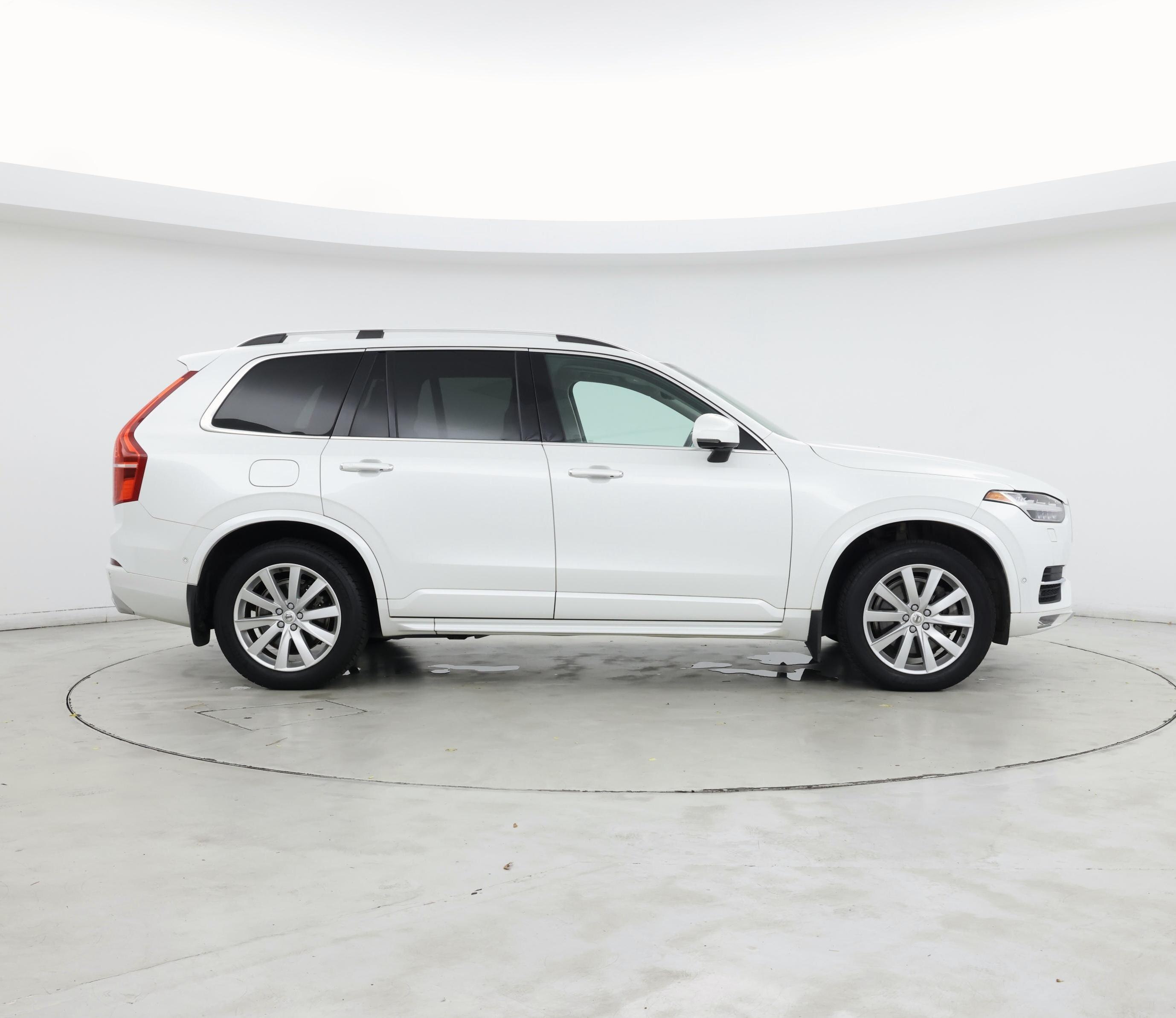 Thumbnail: 2017 Volvo XC90 - 7
