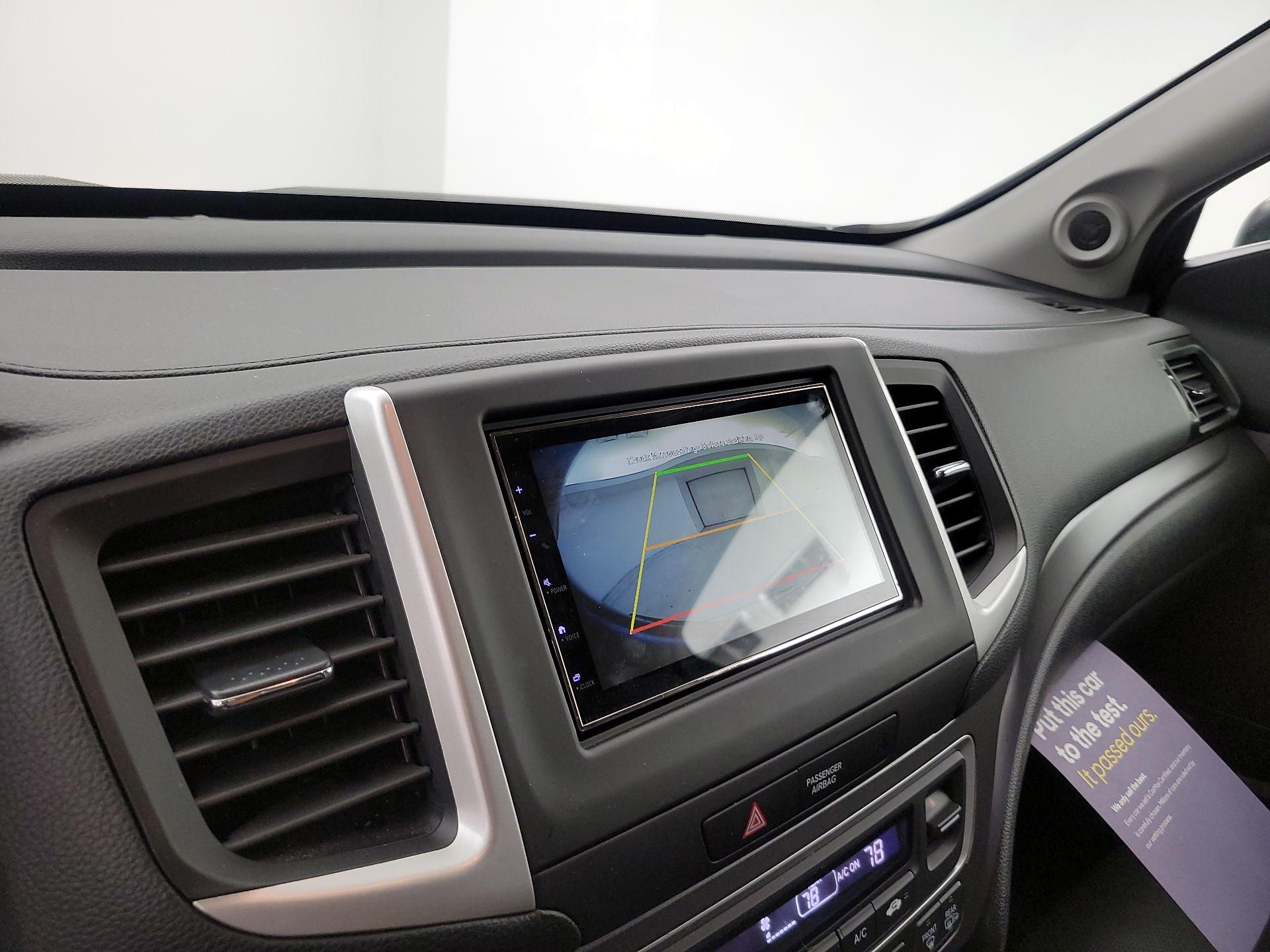 Thumbnail: 2018 Honda Ridgeline - 14