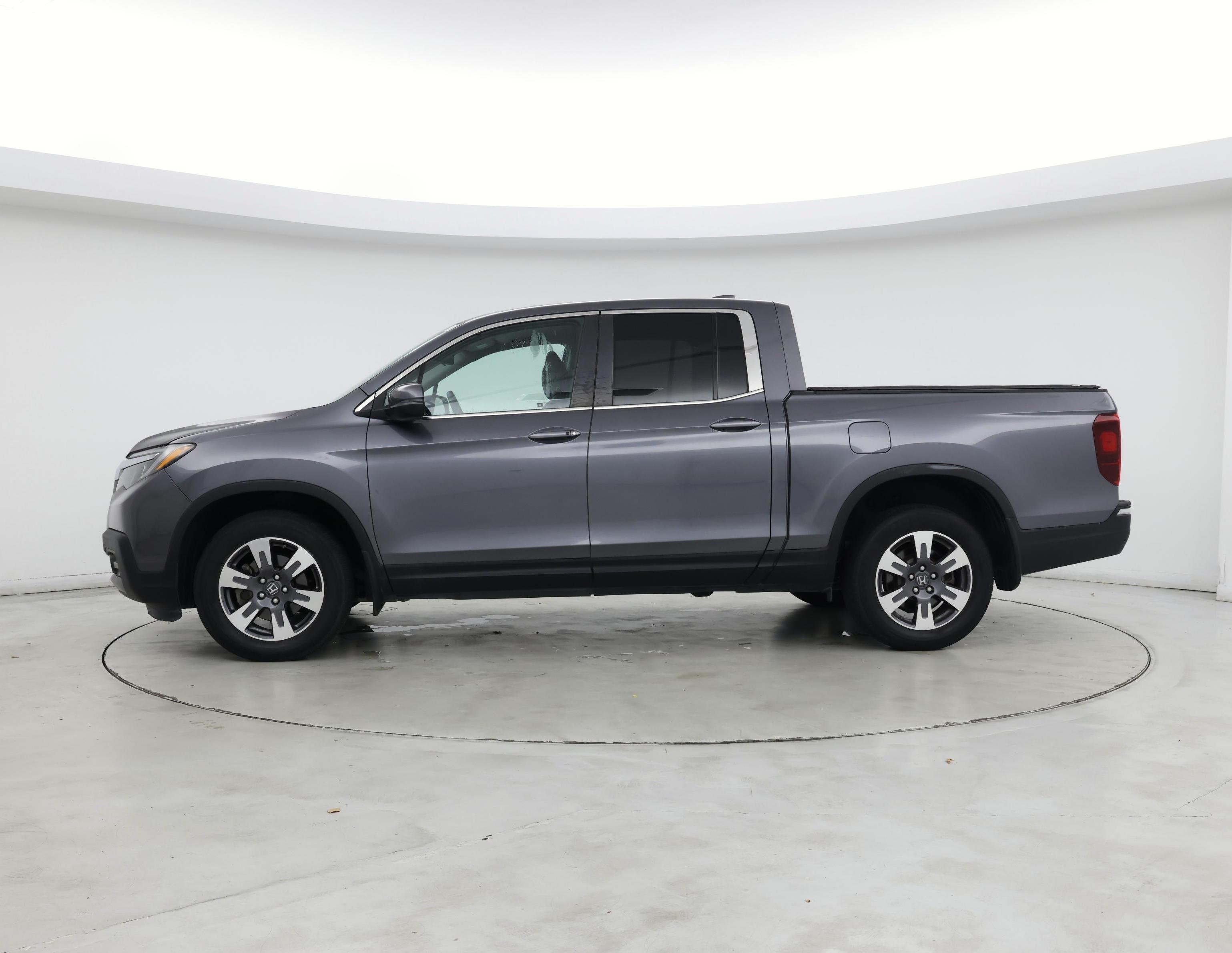 Thumbnail: 2018 Honda Ridgeline - 3