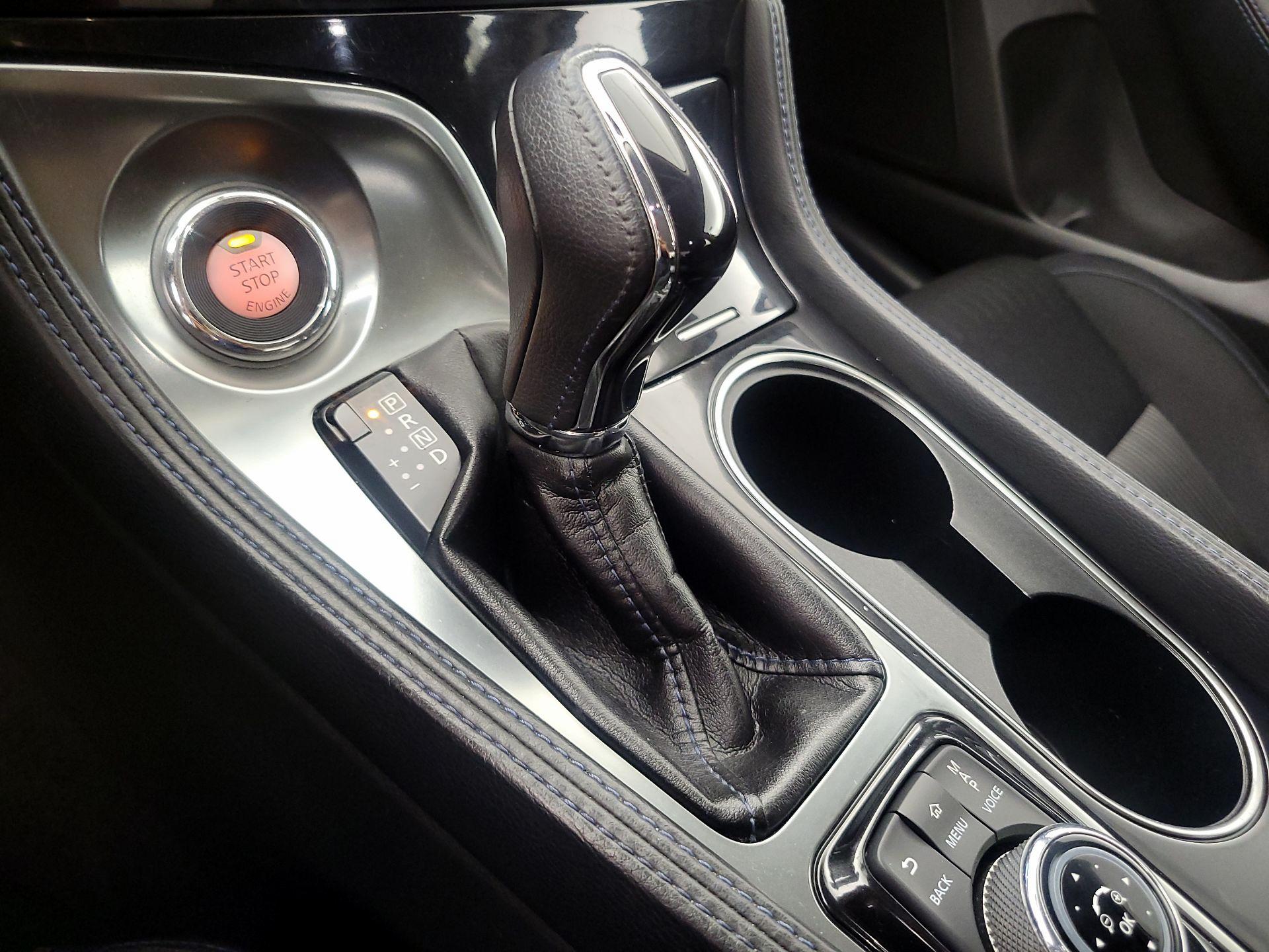 Thumbnail: 2016 Nissan Maxima - 18