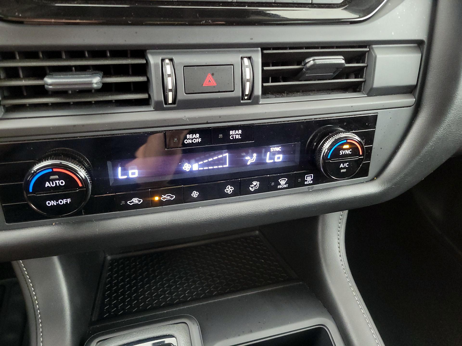 Thumbnail: 2024 Nissan Pathfinder - 16