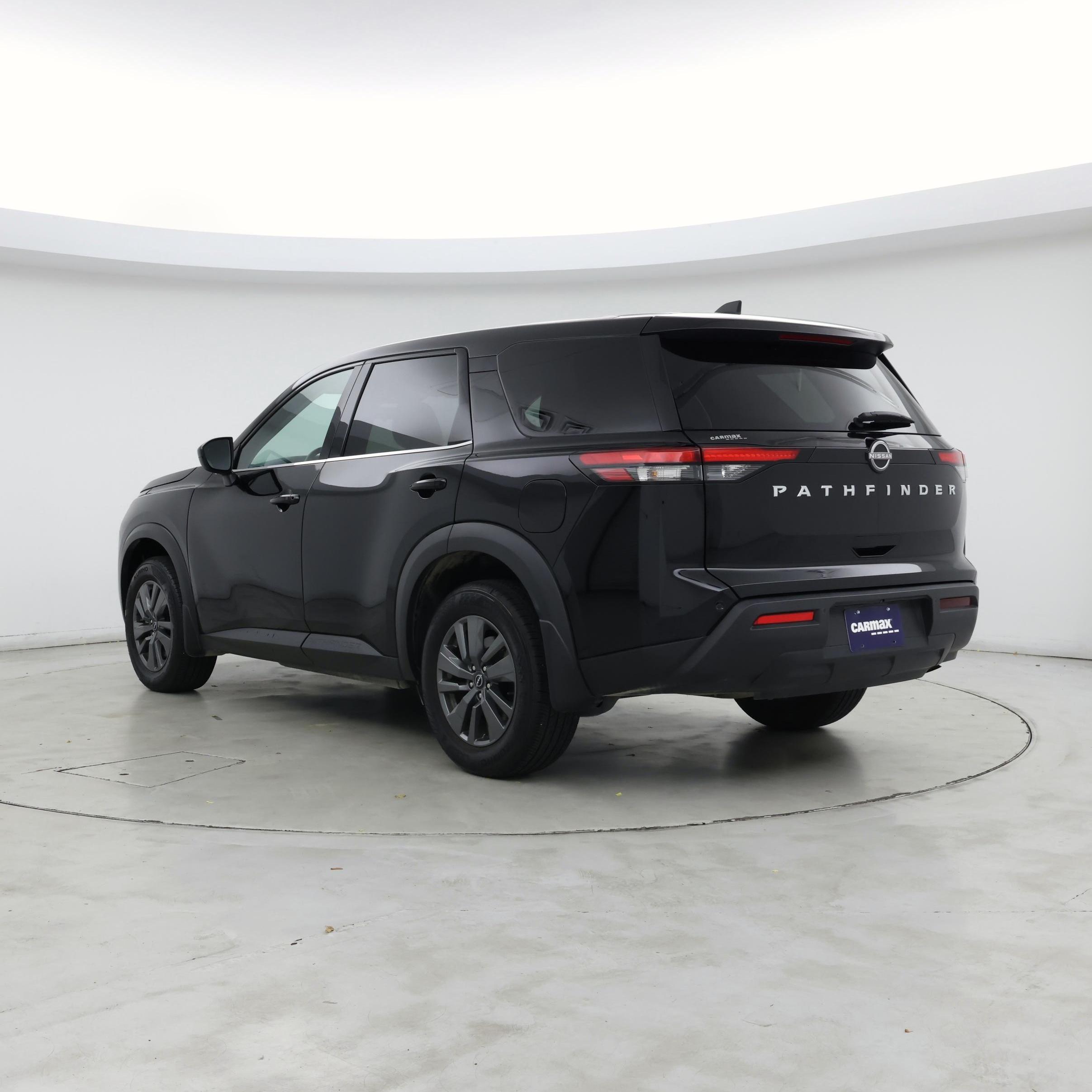 Thumbnail: 2024 Nissan Pathfinder - 2