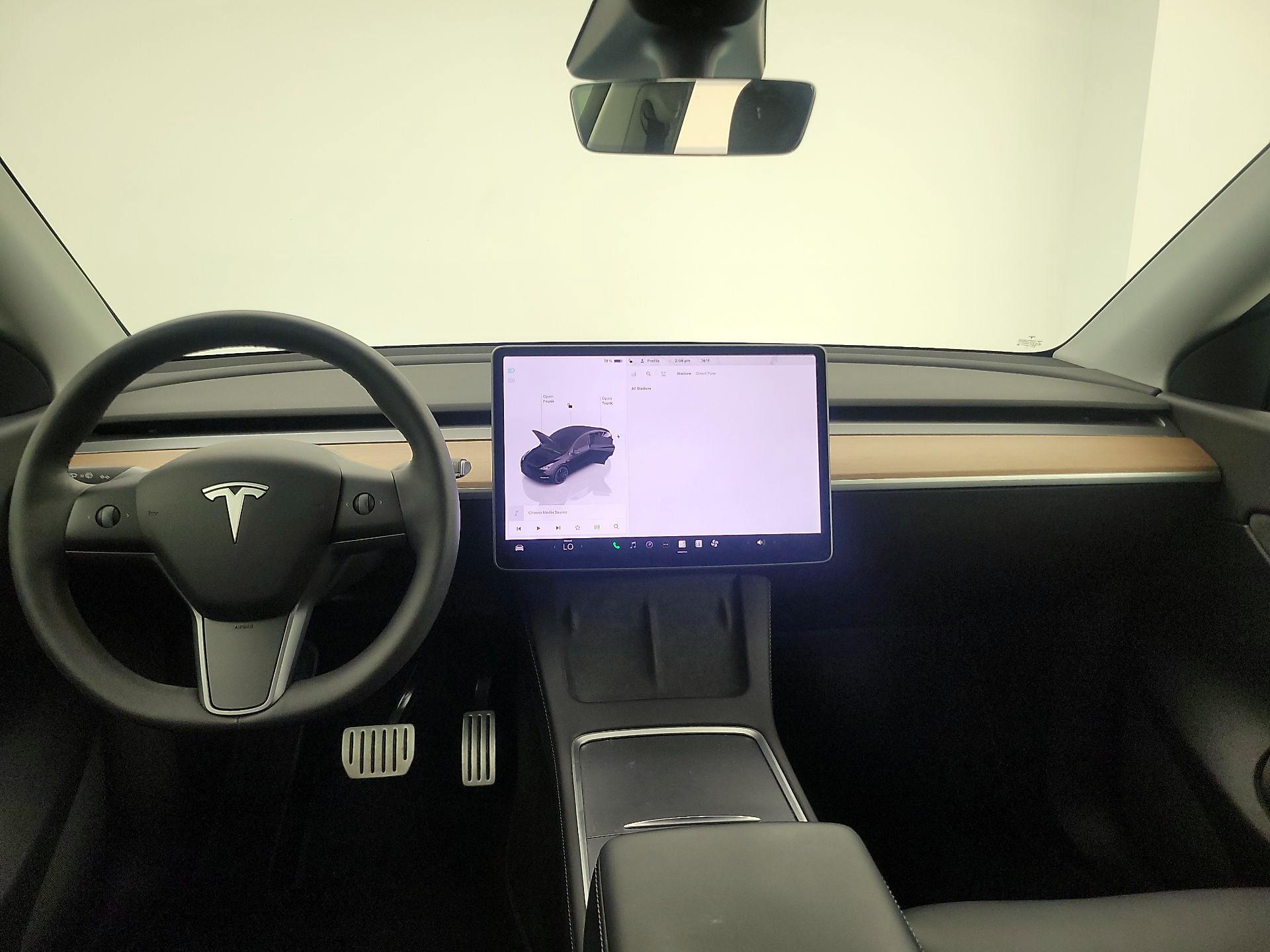 Thumbnail: 2022 Tesla Model Y - 9