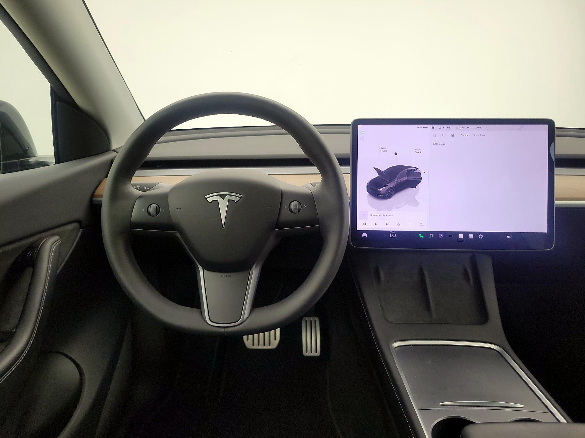 Thumbnail: 2022 Tesla Model Y - 10
