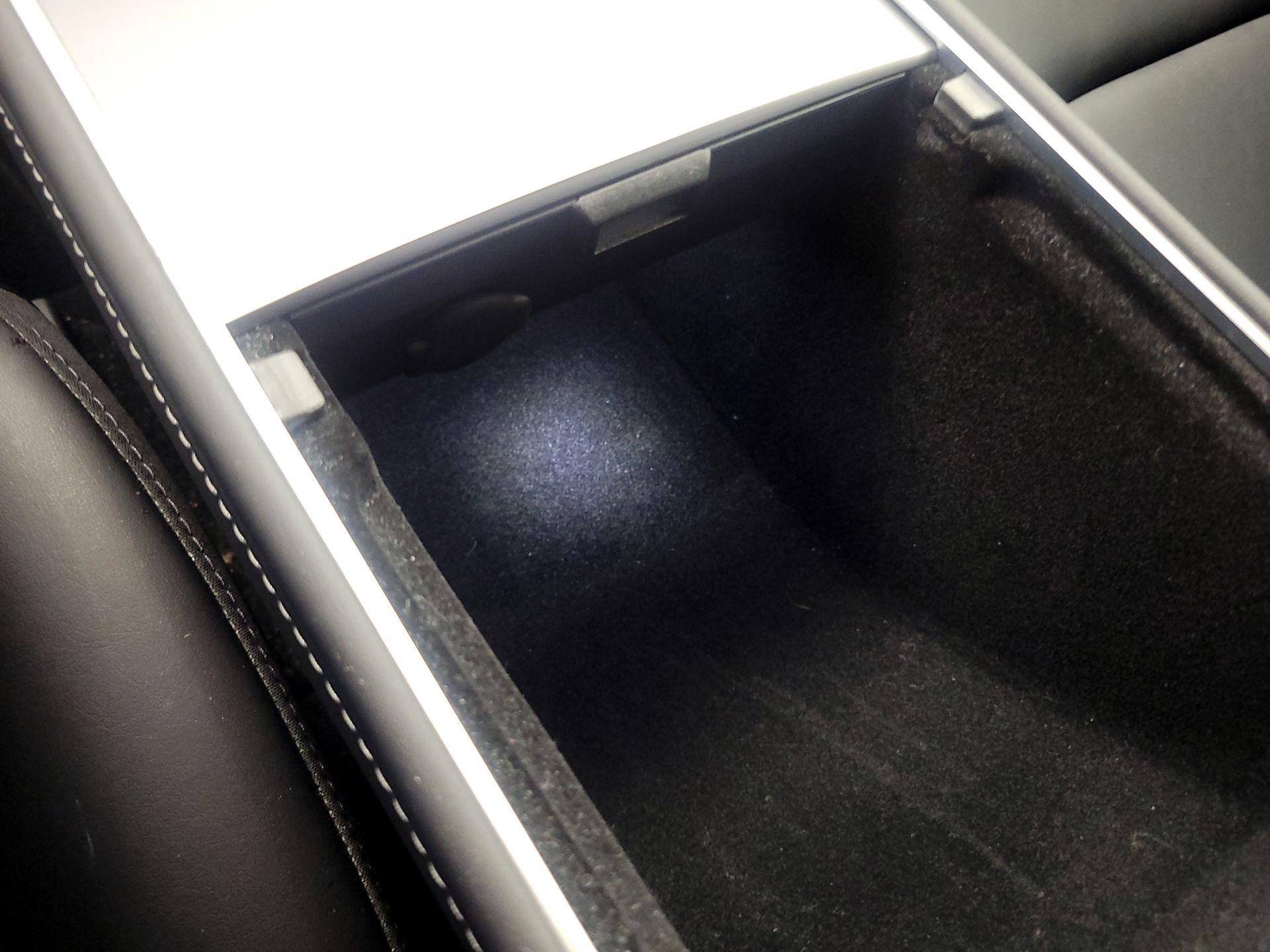 Thumbnail: 2022 Tesla Model Y - 18