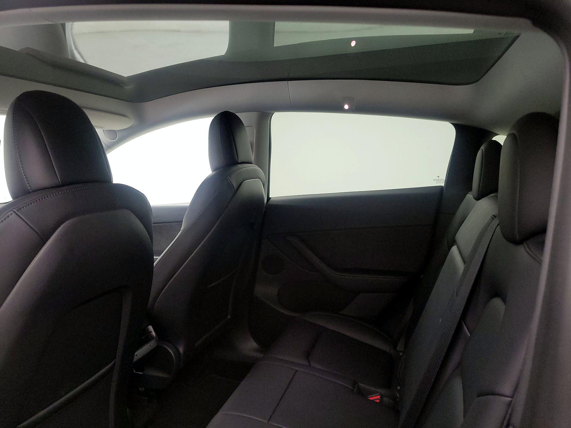 Thumbnail: 2022 Tesla Model Y - 19