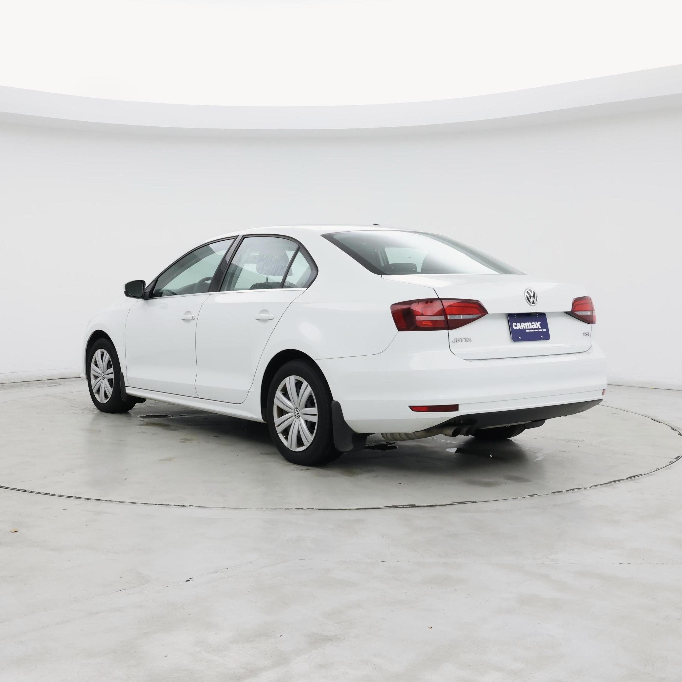 Thumbnail: 2017 Volkswagen Jetta - 2