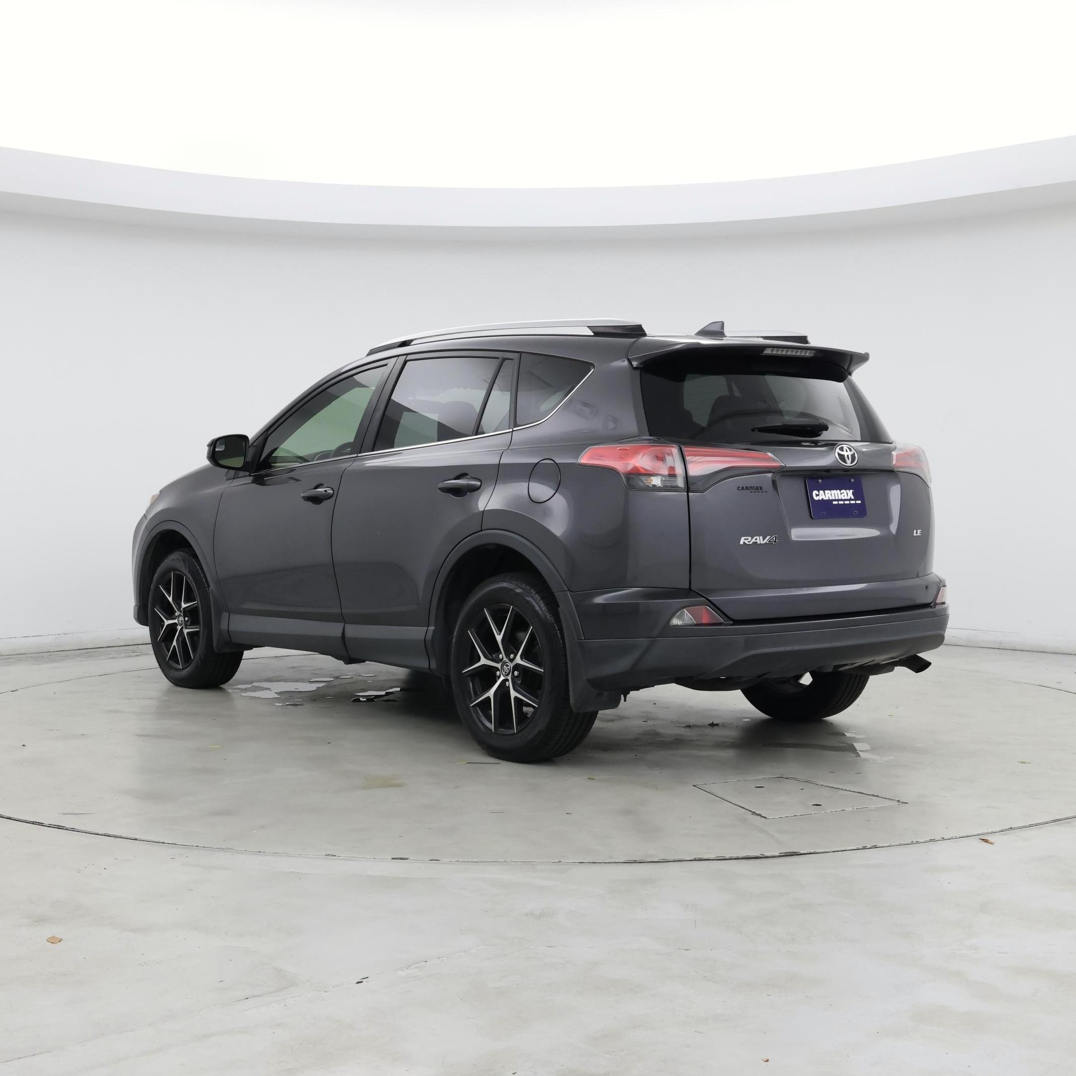 Thumbnail: 2016 Toyota RAV4 - 2