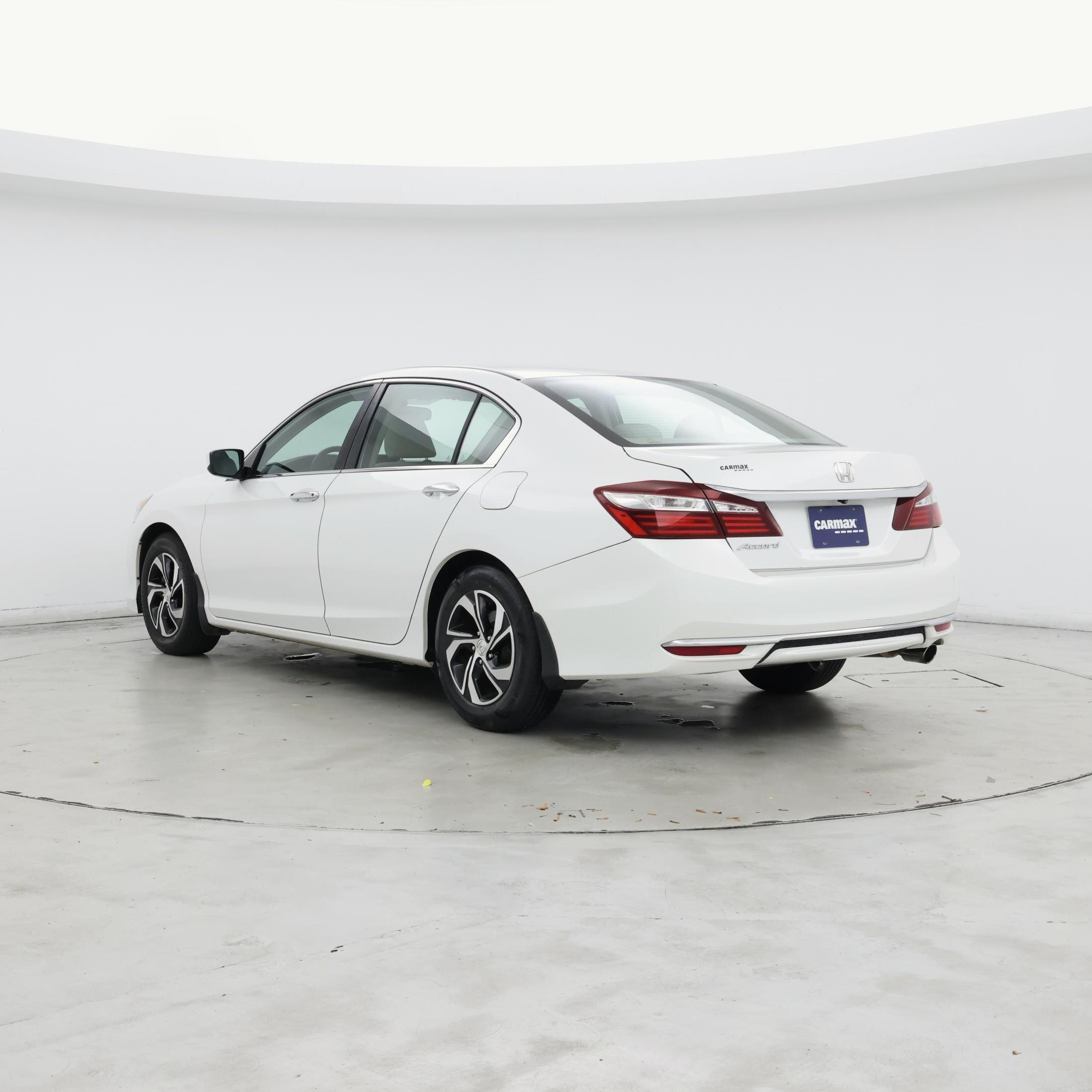 Thumbnail: 2017 Honda Accord - 2