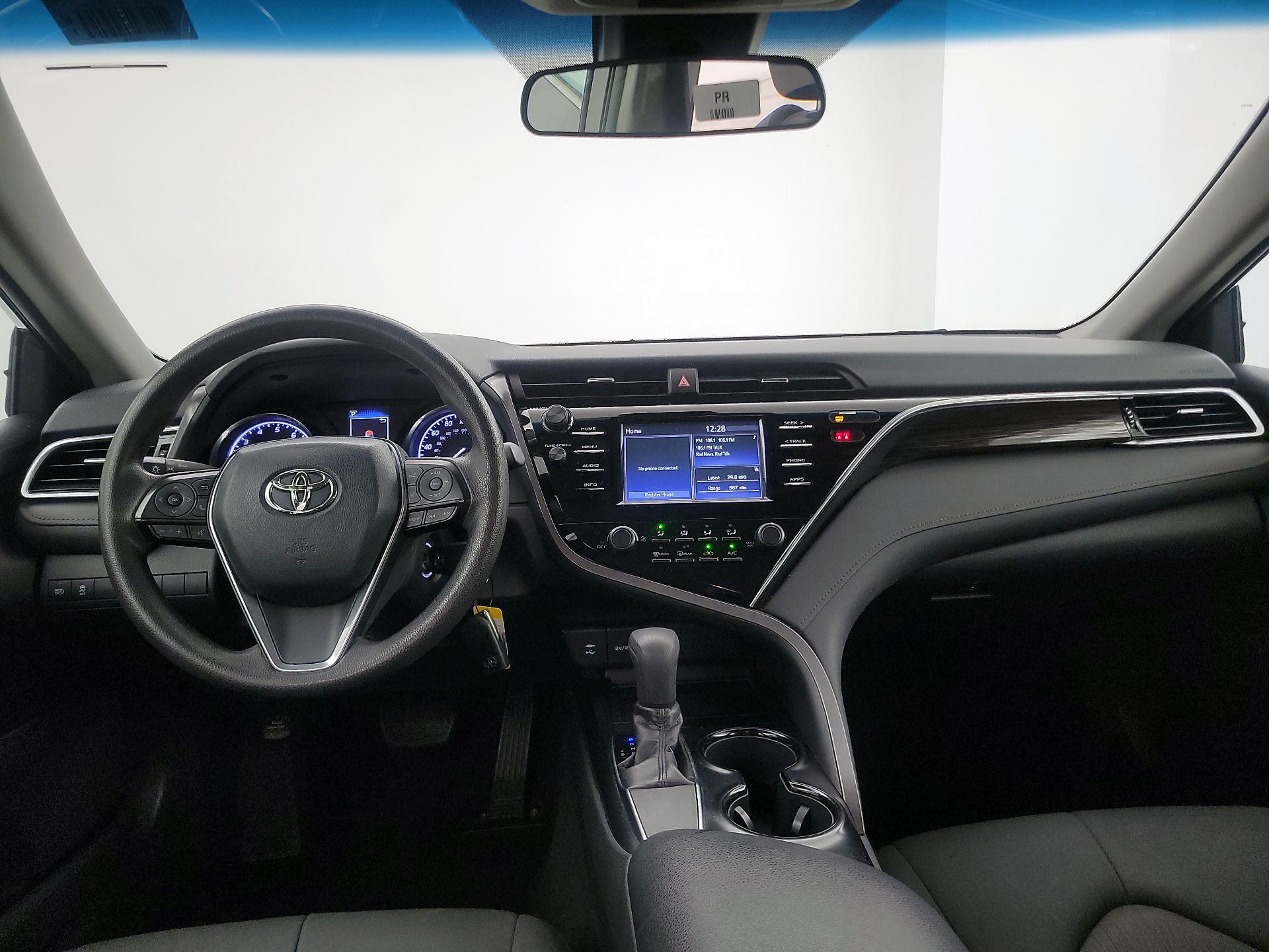 Thumbnail: 2018 Toyota Camry - 9
