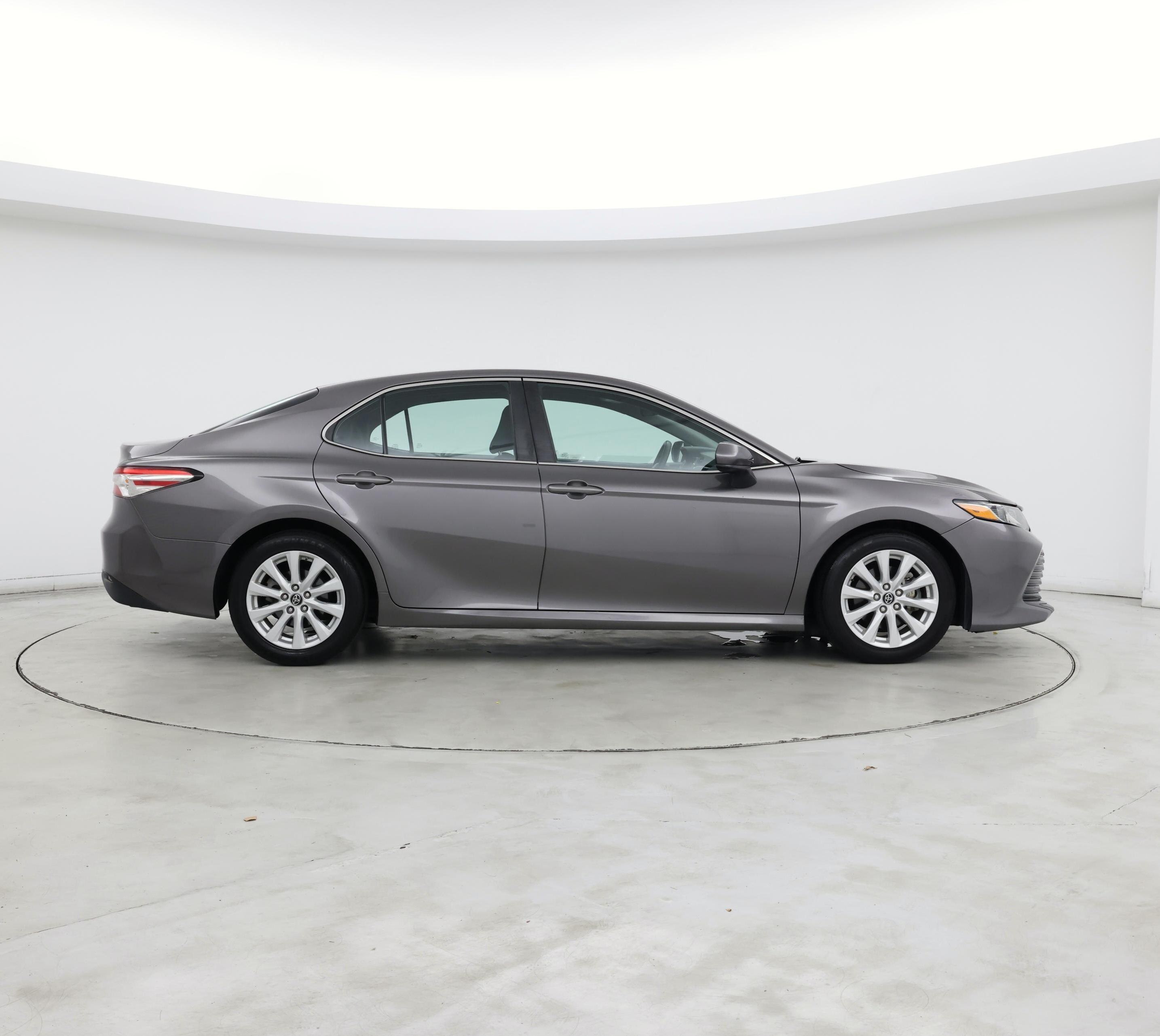 Thumbnail: 2018 Toyota Camry - 7