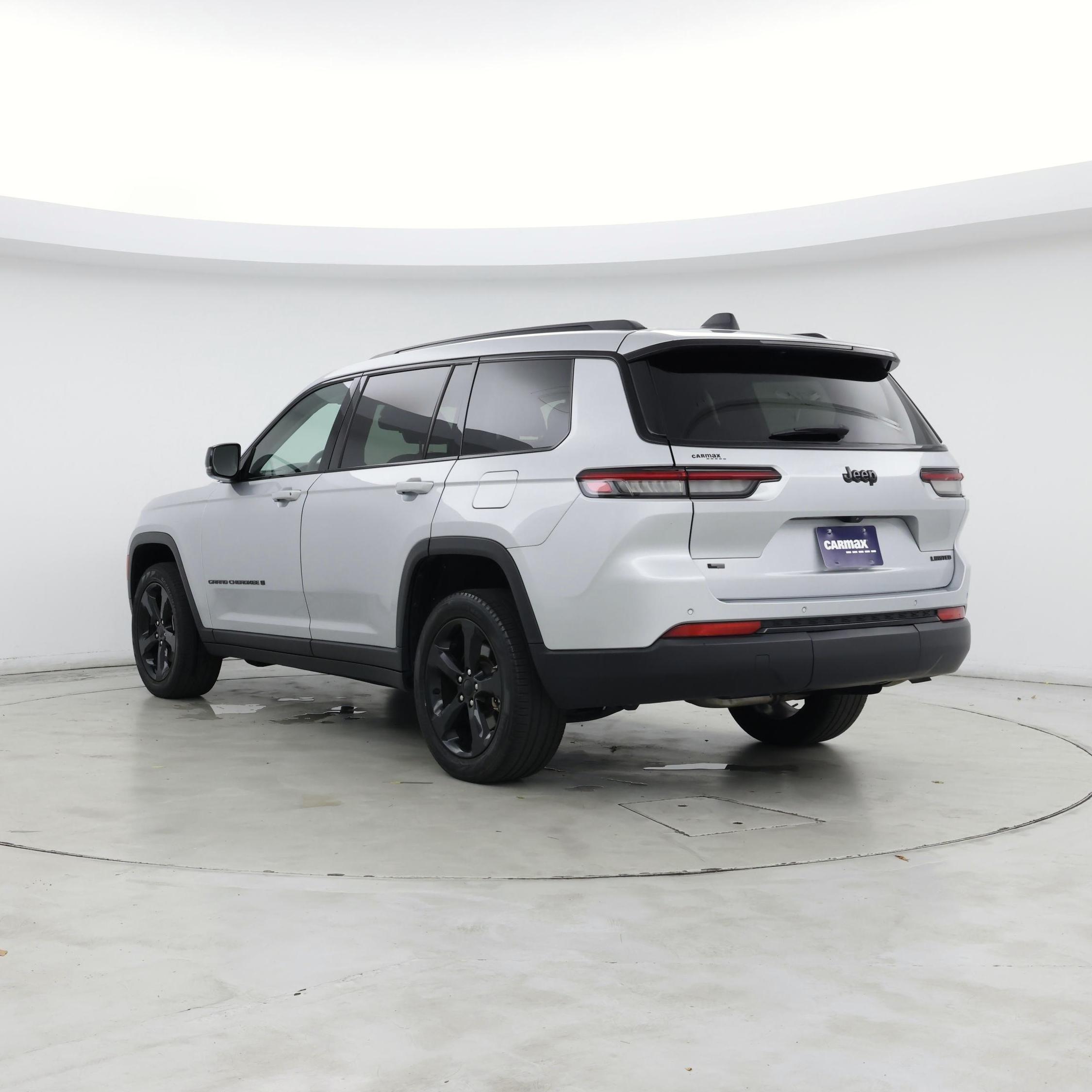 Thumbnail: 2023 Jeep Grand Cherokee L - 2