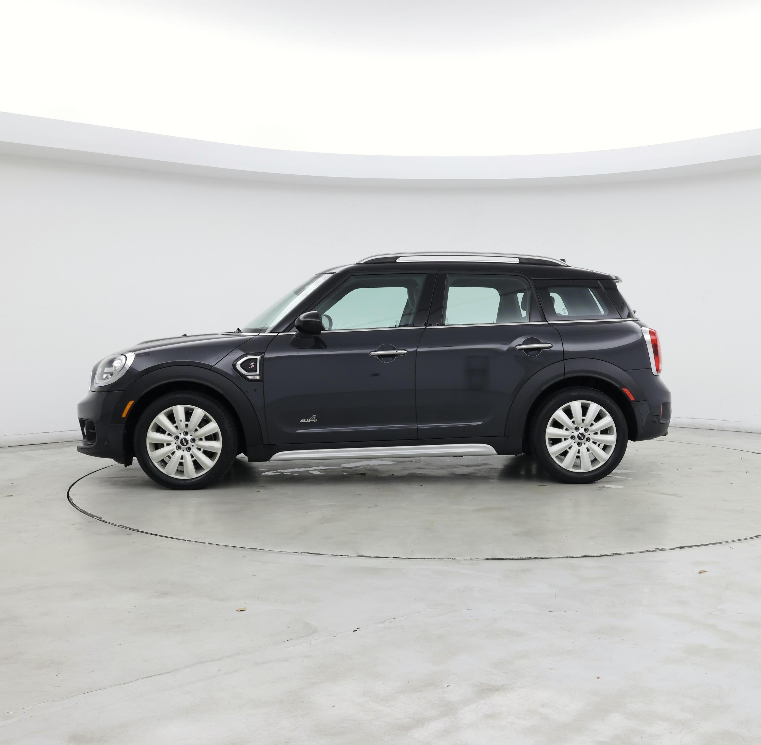 Thumbnail: 2017 MINI Cooper Countryman - 3
