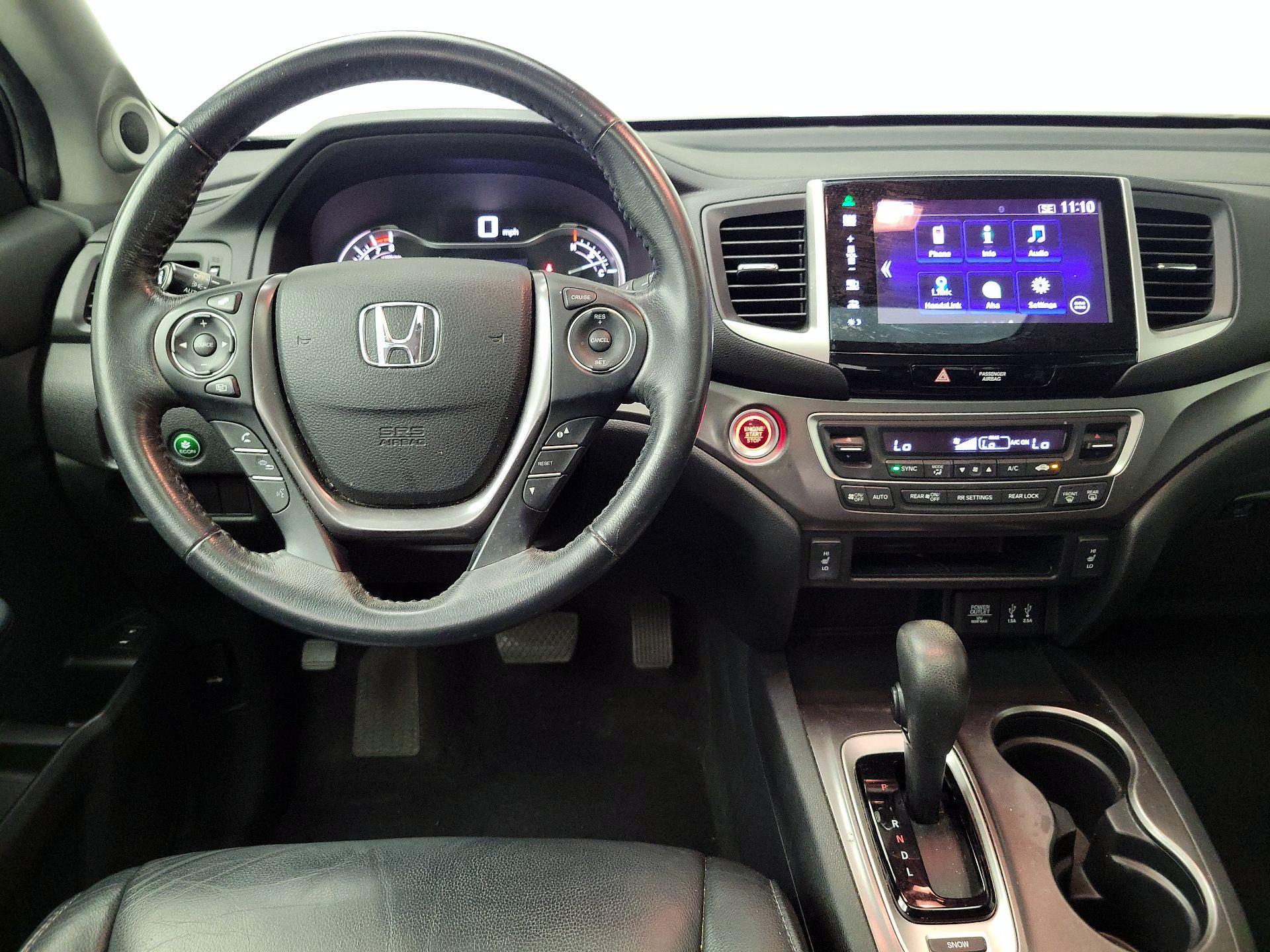 Thumbnail: 2016 Honda Pilot - 10