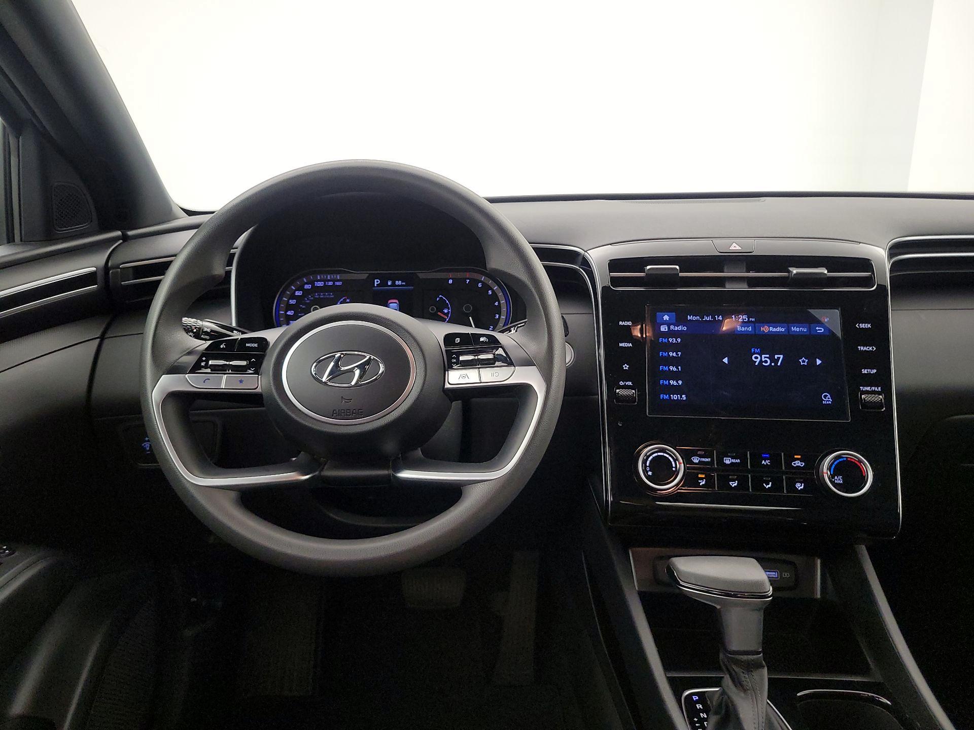 Thumbnail: 2022 Hyundai Santa Cruz - 10