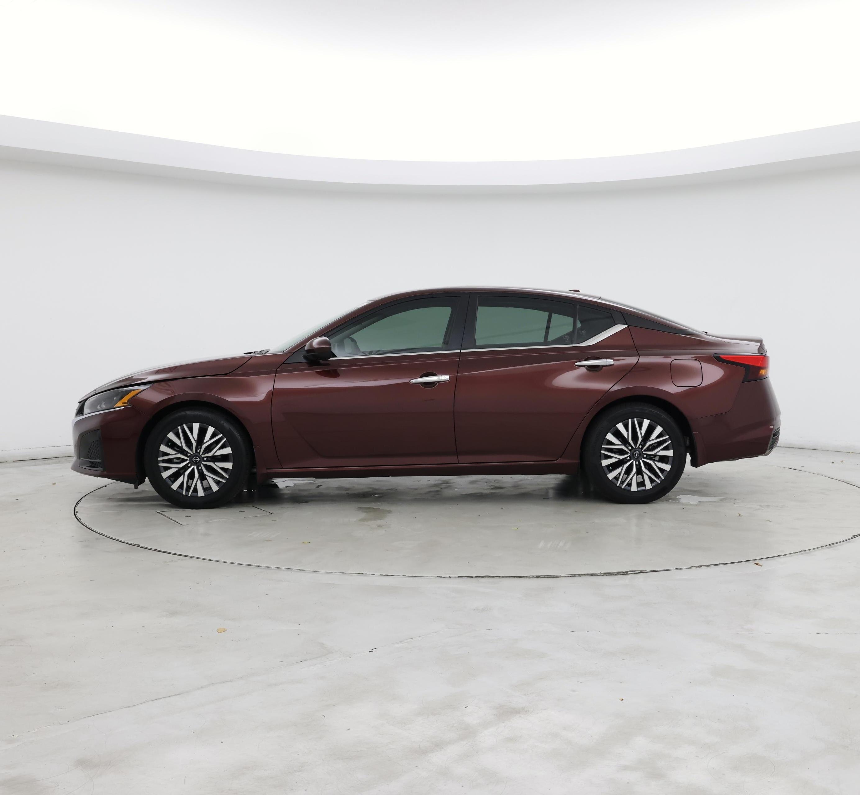 Thumbnail: 2024 Nissan Altima - 3