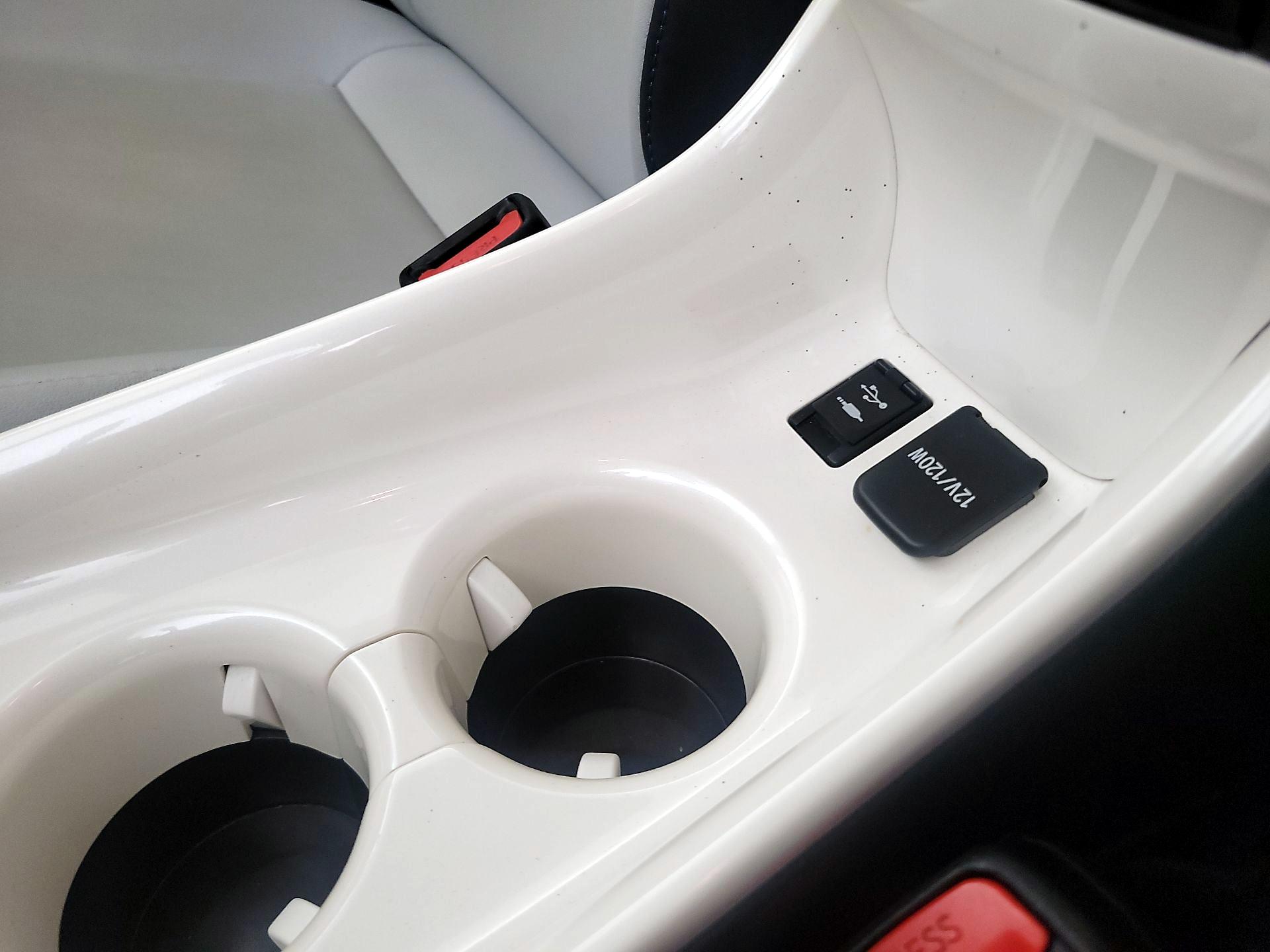 Thumbnail: 2016 Toyota Prius - 19