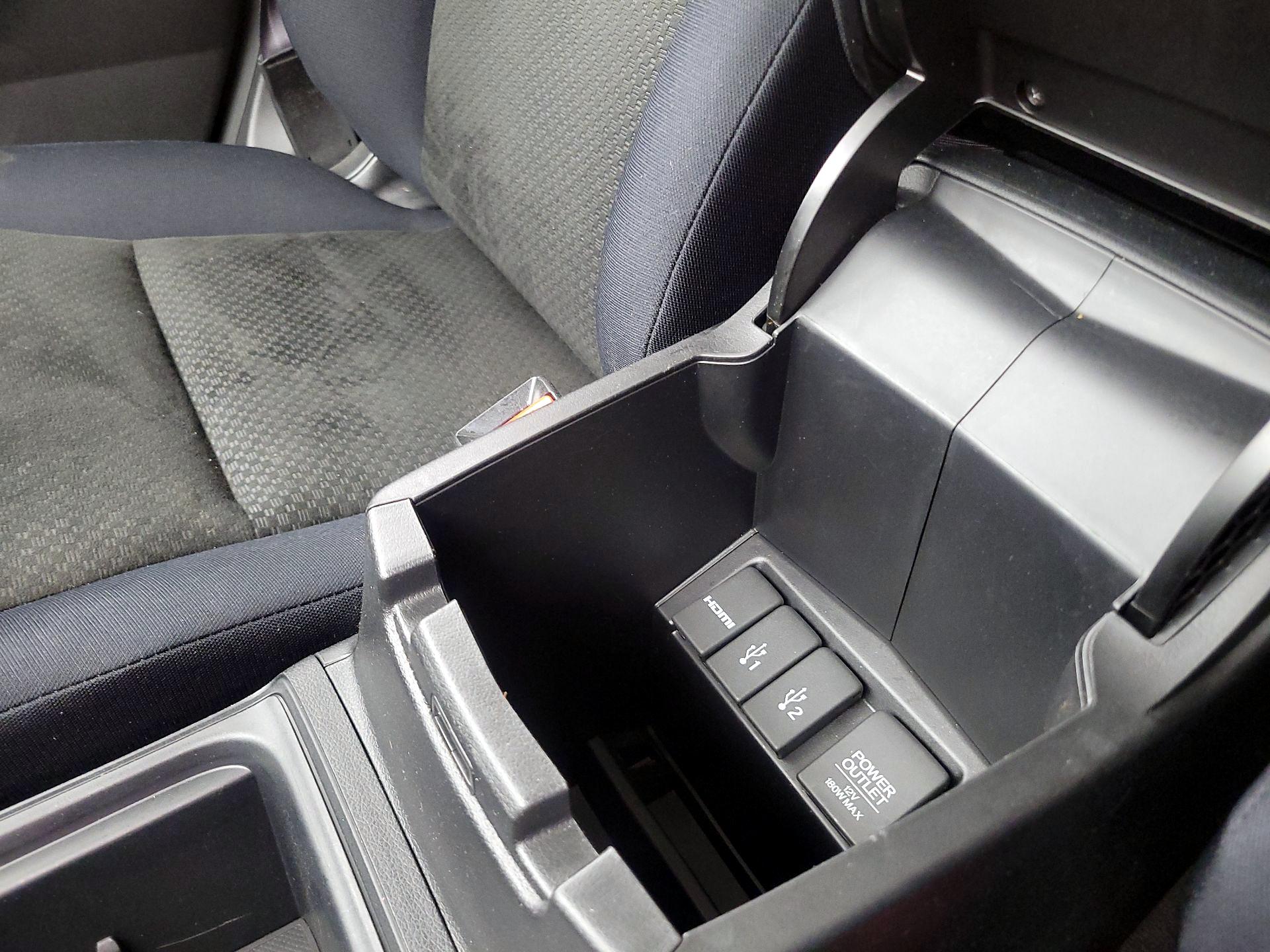 Thumbnail: 2016 Honda CR-V - 18