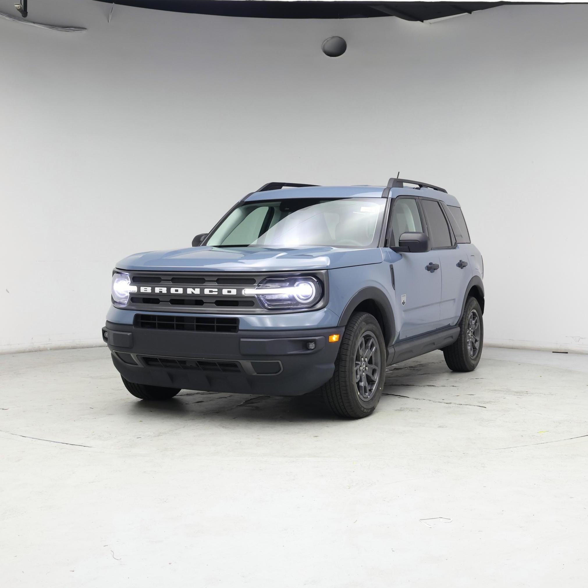 Thumbnail: 2021 Ford Bronco Sport - 4