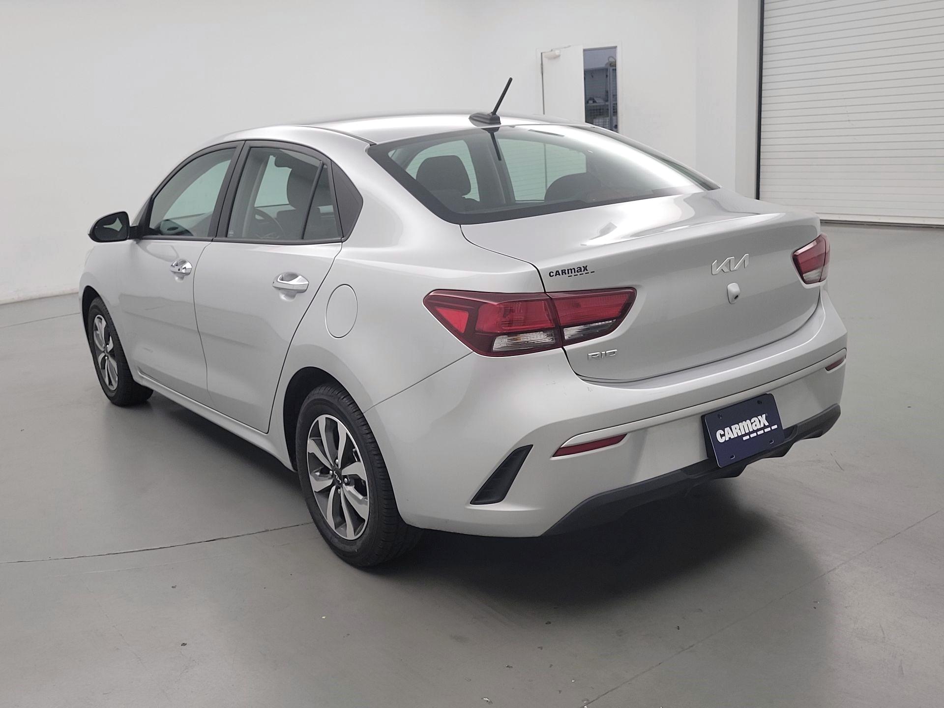 Thumbnail: 2023 Kia Rio - 7