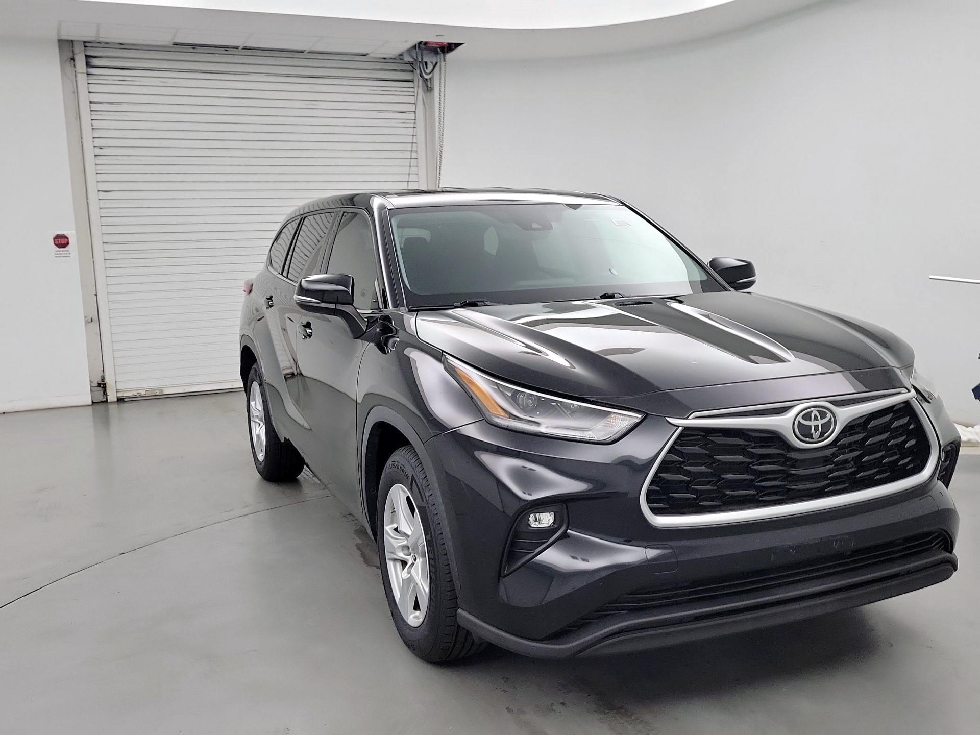 Thumbnail: 2021 Toyota Highlander - 1