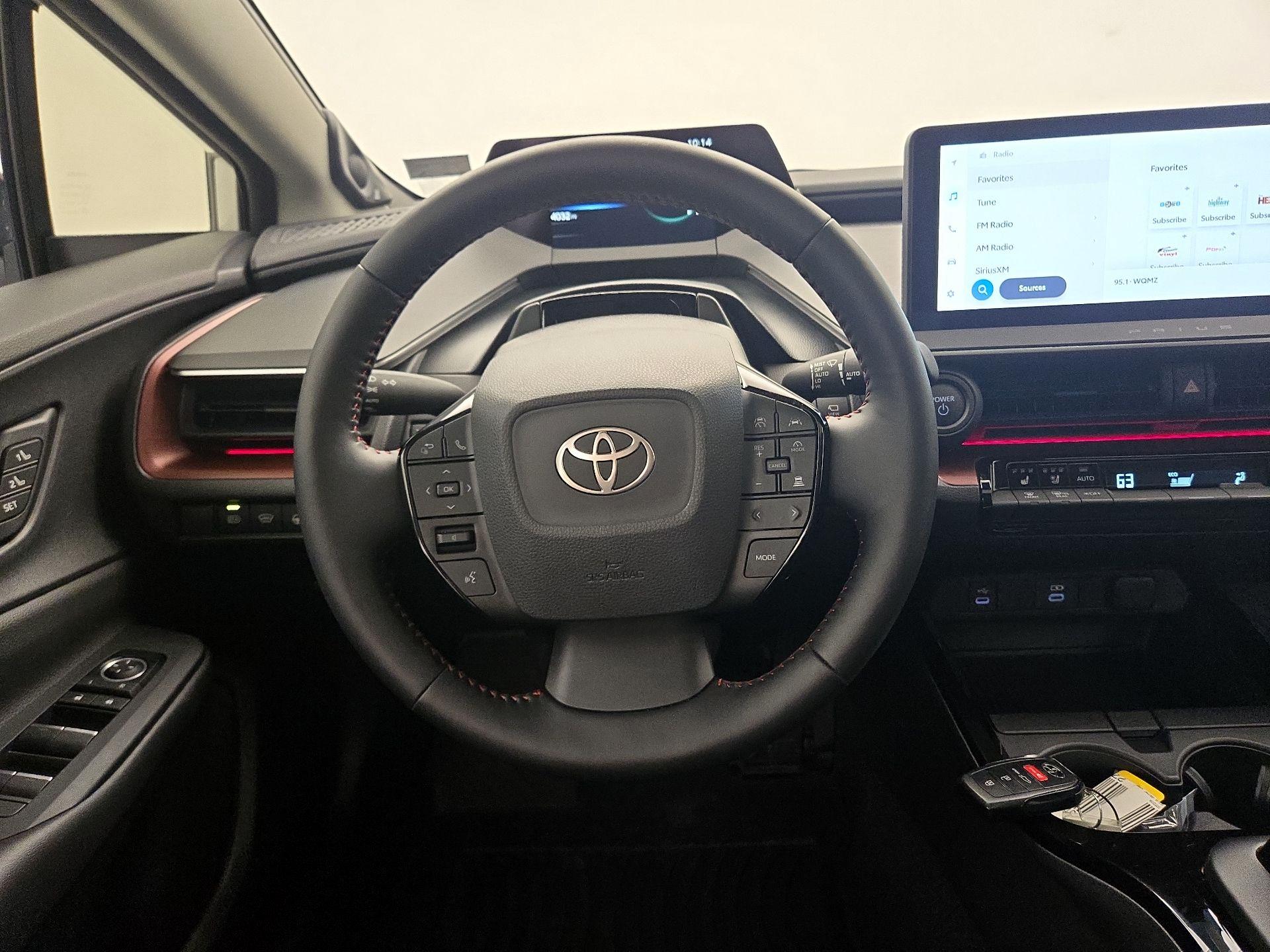 Thumbnail: 2024 Toyota Prius Prime - 10
