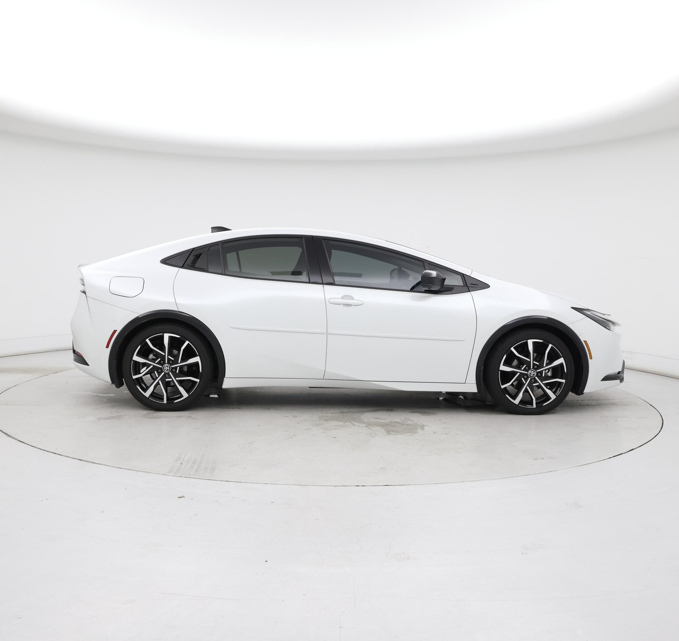 Thumbnail: 2024 Toyota Prius Prime - 7
