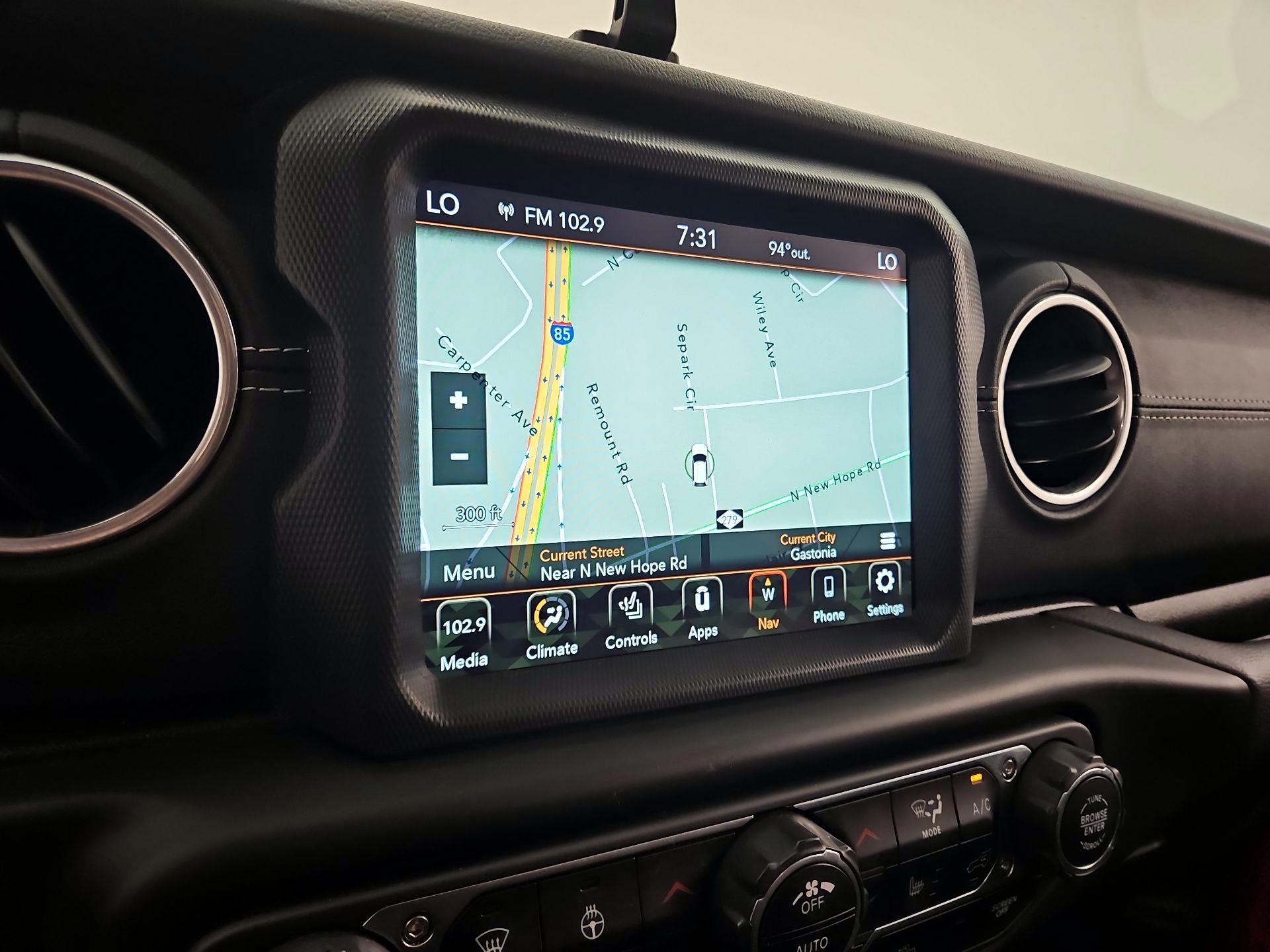 Thumbnail: 2021 Jeep Gladiator - 14