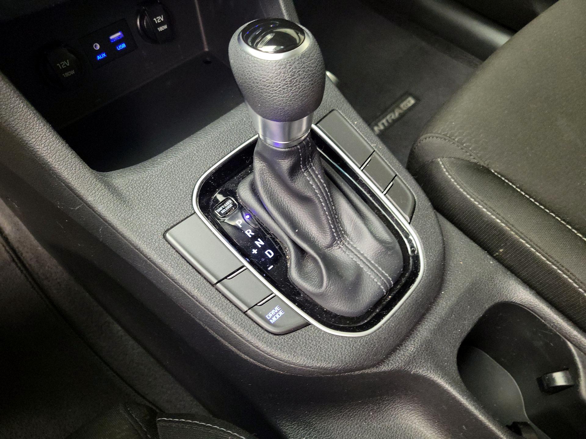 Thumbnail: 2019 Hyundai Elantra - 17