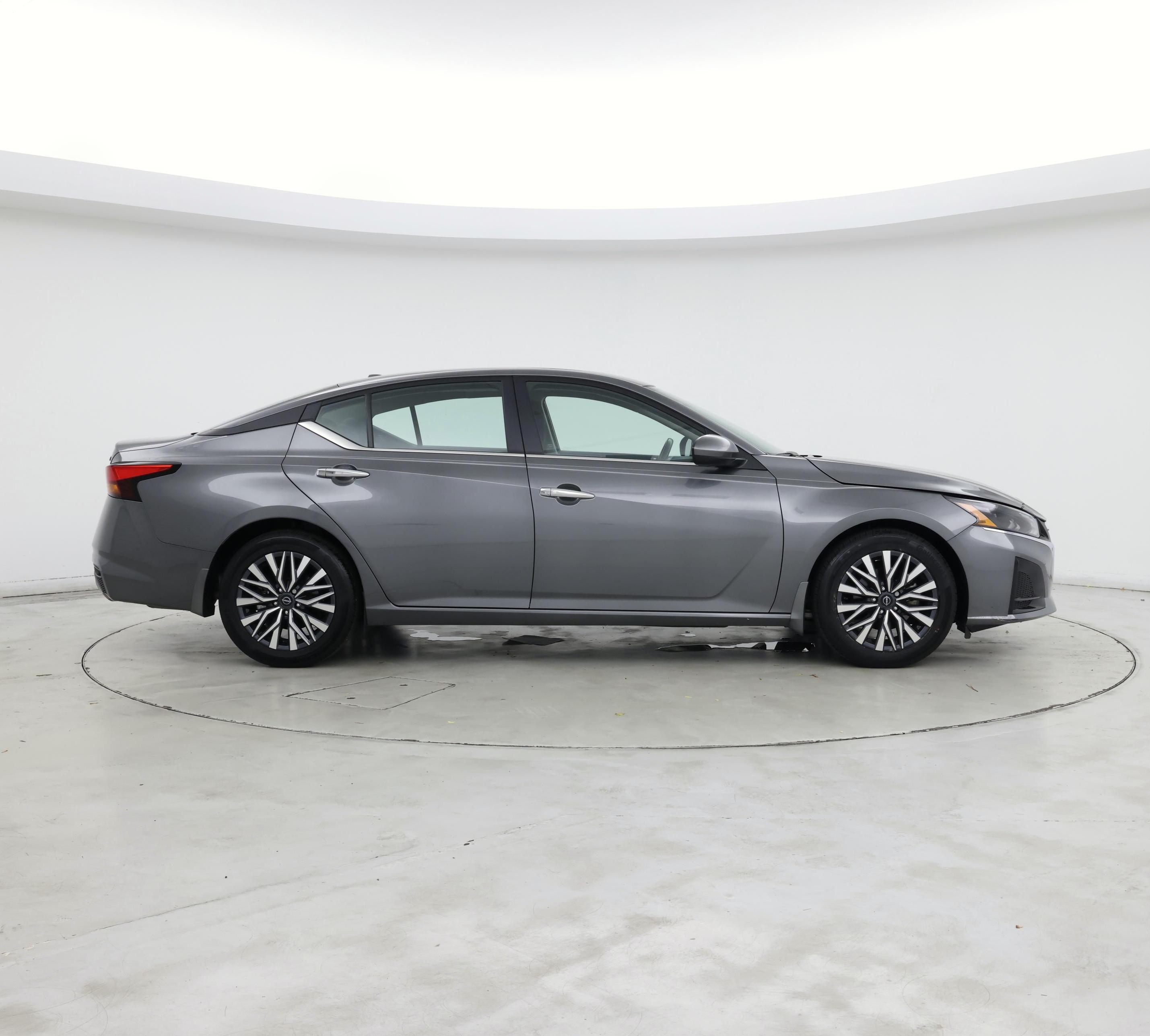Thumbnail: 2023 Nissan Altima - 7